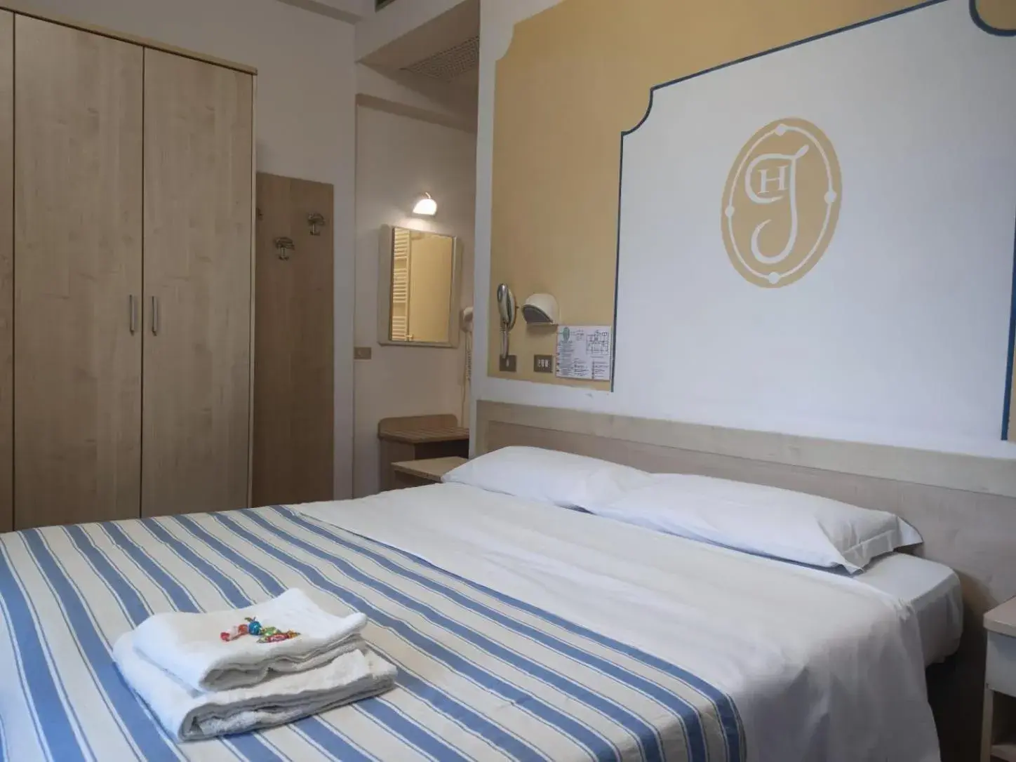 Bed in Hotel Jolie Bed in Hotel Jolie