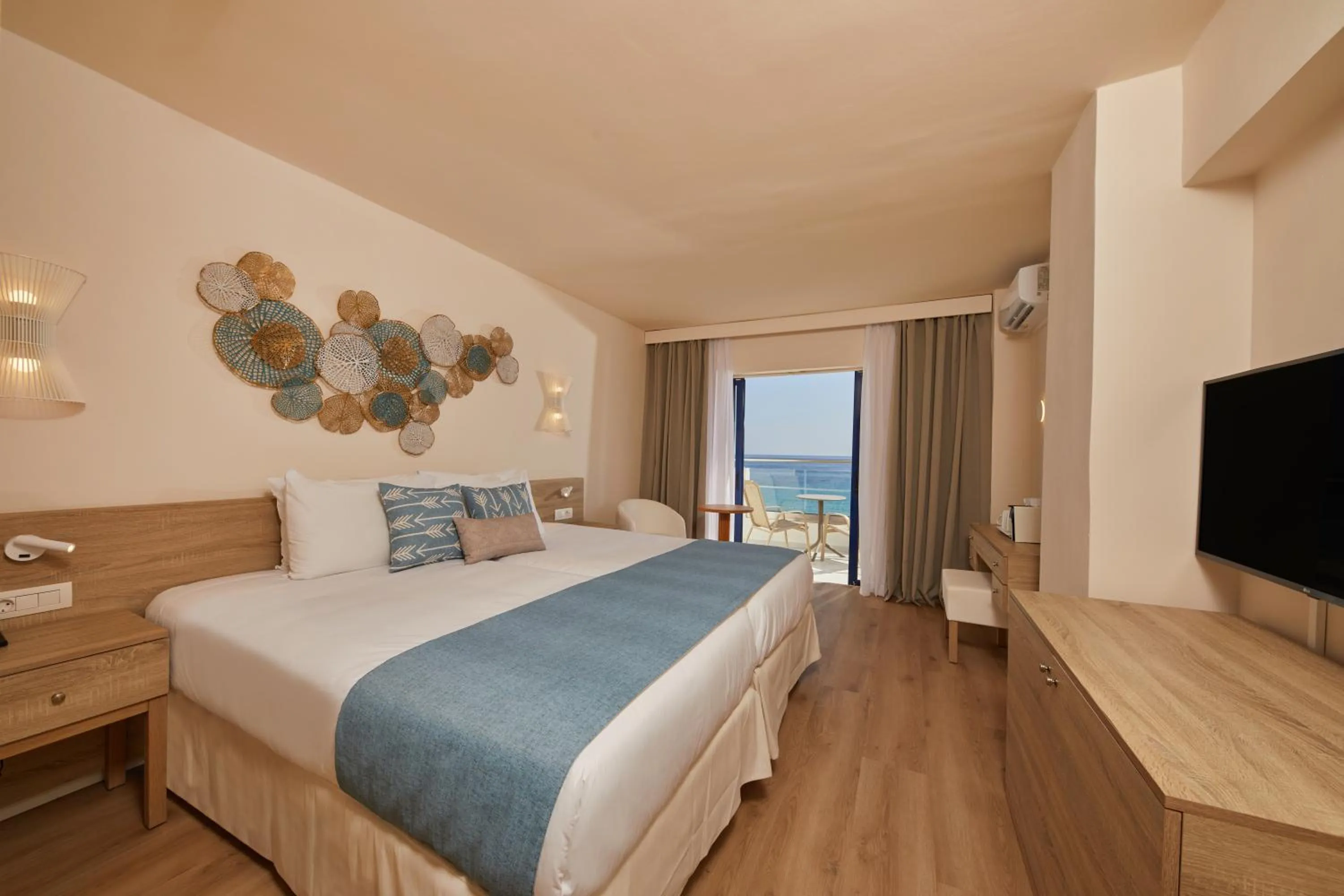 TV and multimedia, Bed in AluaSoul Zakynthos - Adults only - All Inclusive