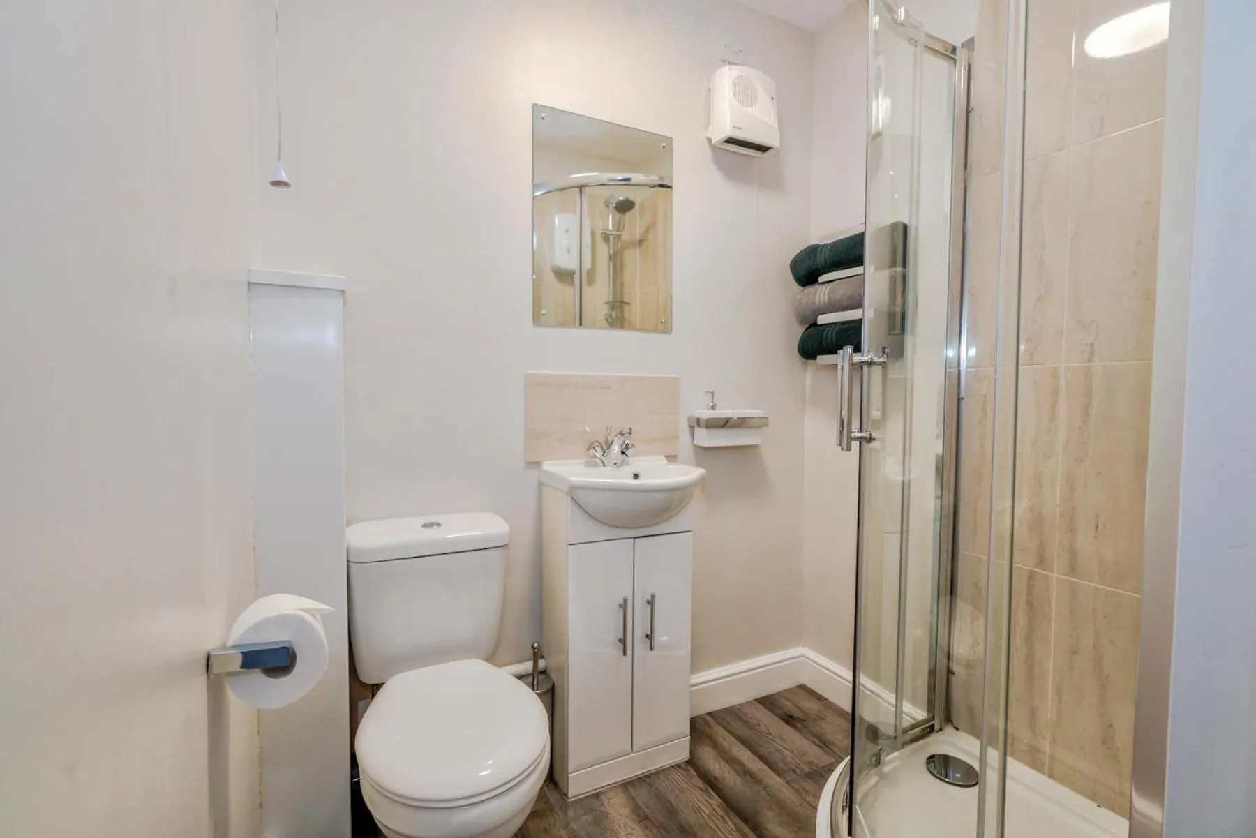 Shower in Cannock Hotel Apartments