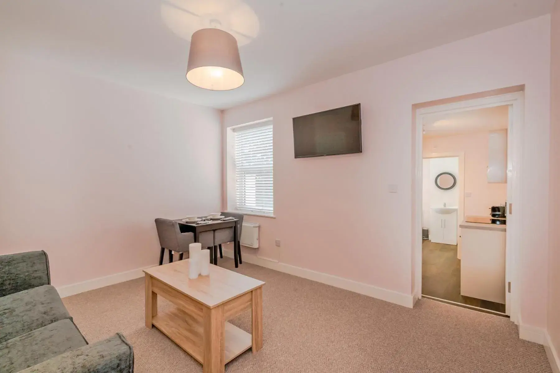 One-Bedroom Apartment in Cannock Hotel Apartments One-Bedroom Apartment in Cannock Hotel Apartments