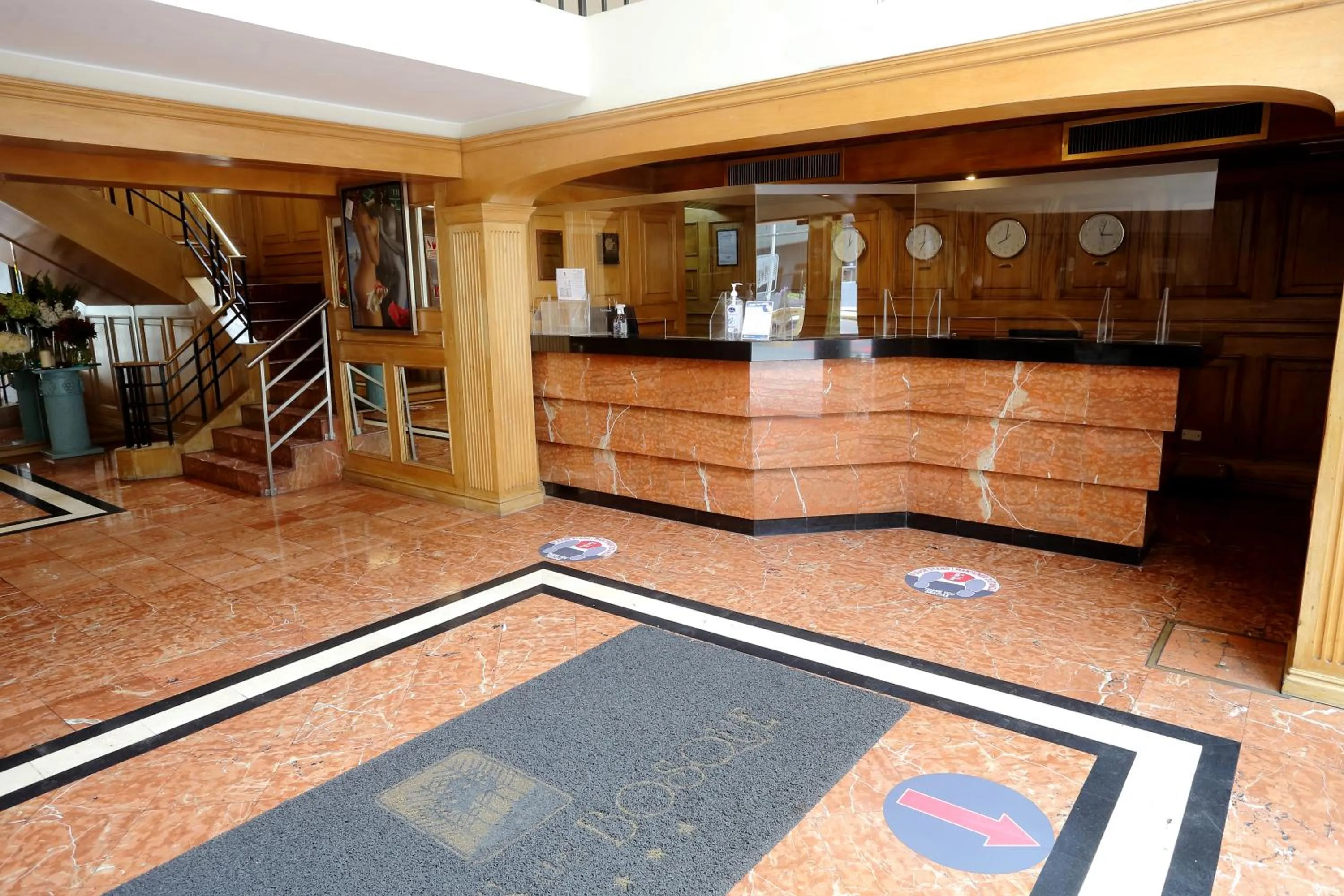 Lobby or reception in Suites del Bosque Hotel