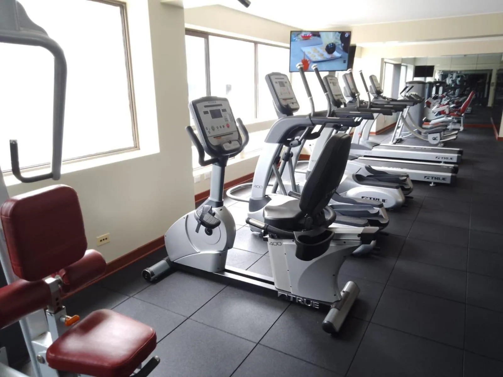 Fitness centre/facilities in Suites del Bosque Hotel