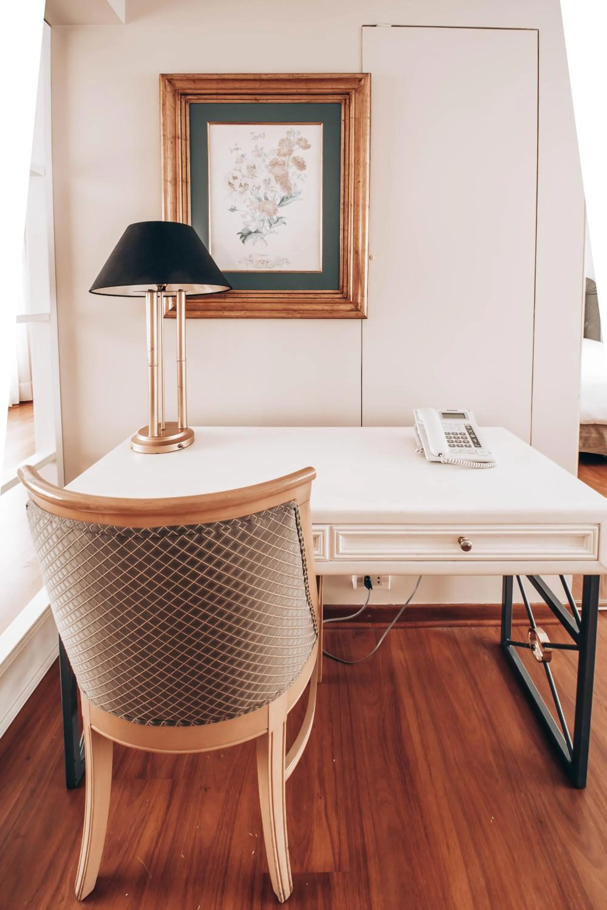 hair dresser in Suites del Bosque Hotel