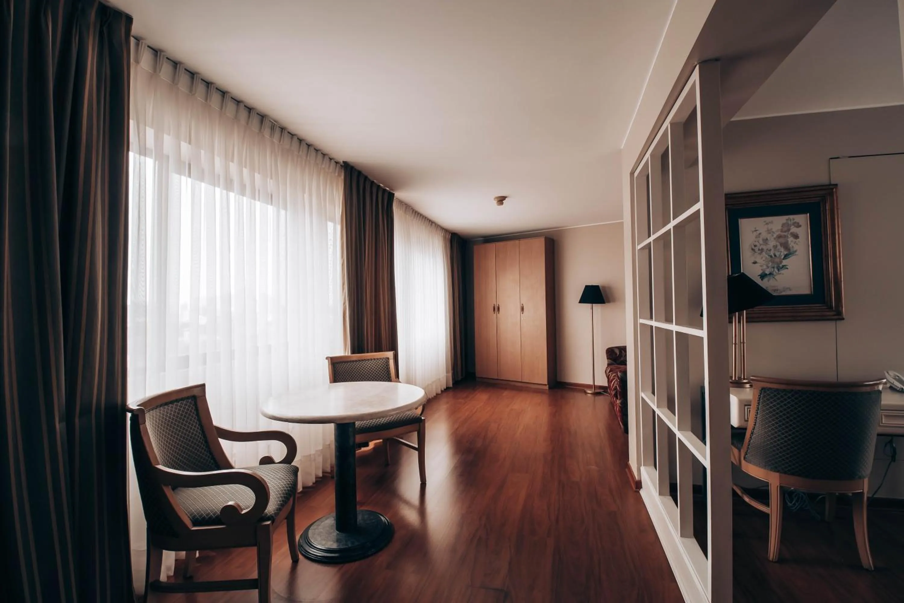 Seating area in Suites del Bosque Hotel