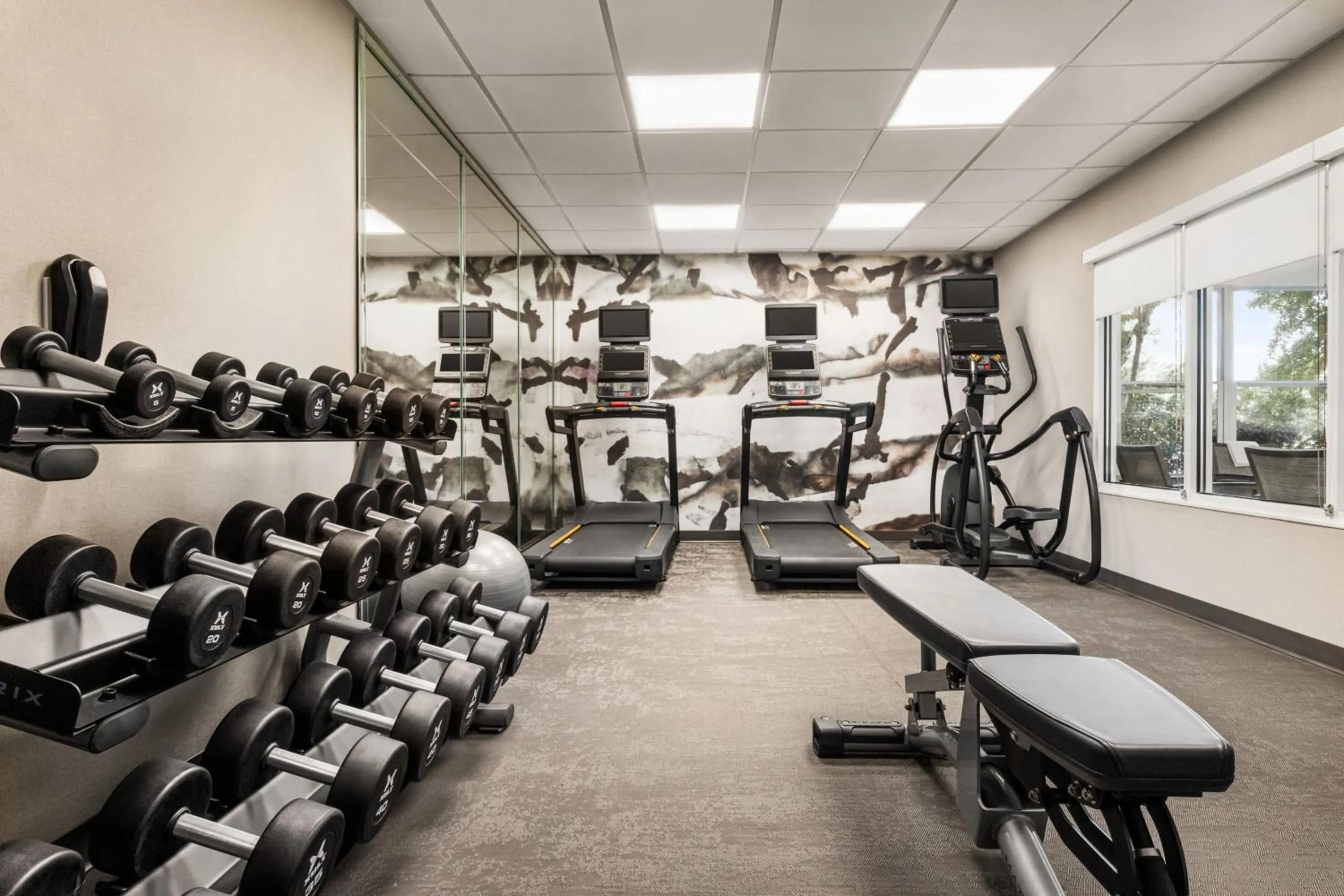 Fitness centre/facilities in Residence Inn Mobile