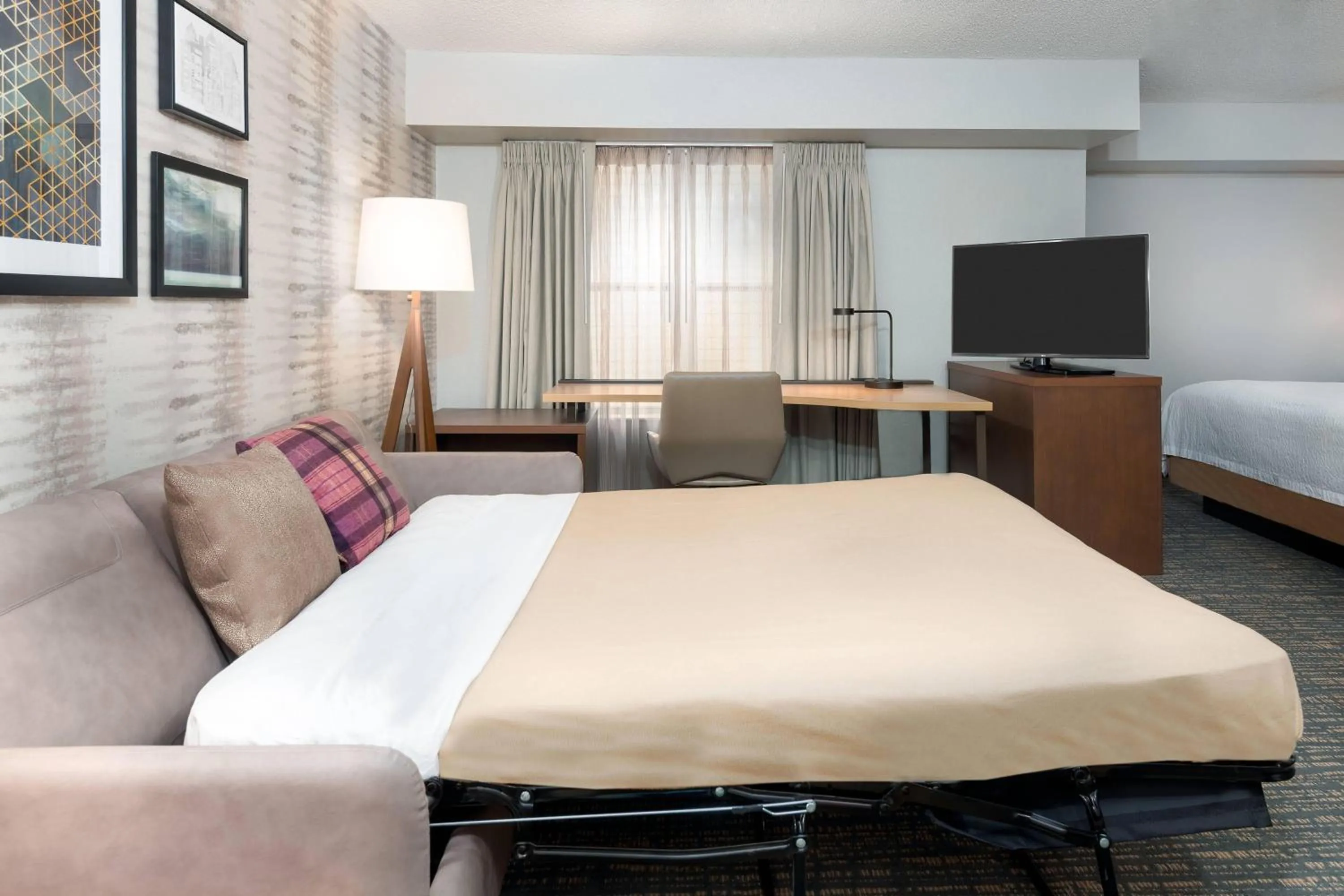 Photo of the whole room, Bed in Residence Inn Mobile