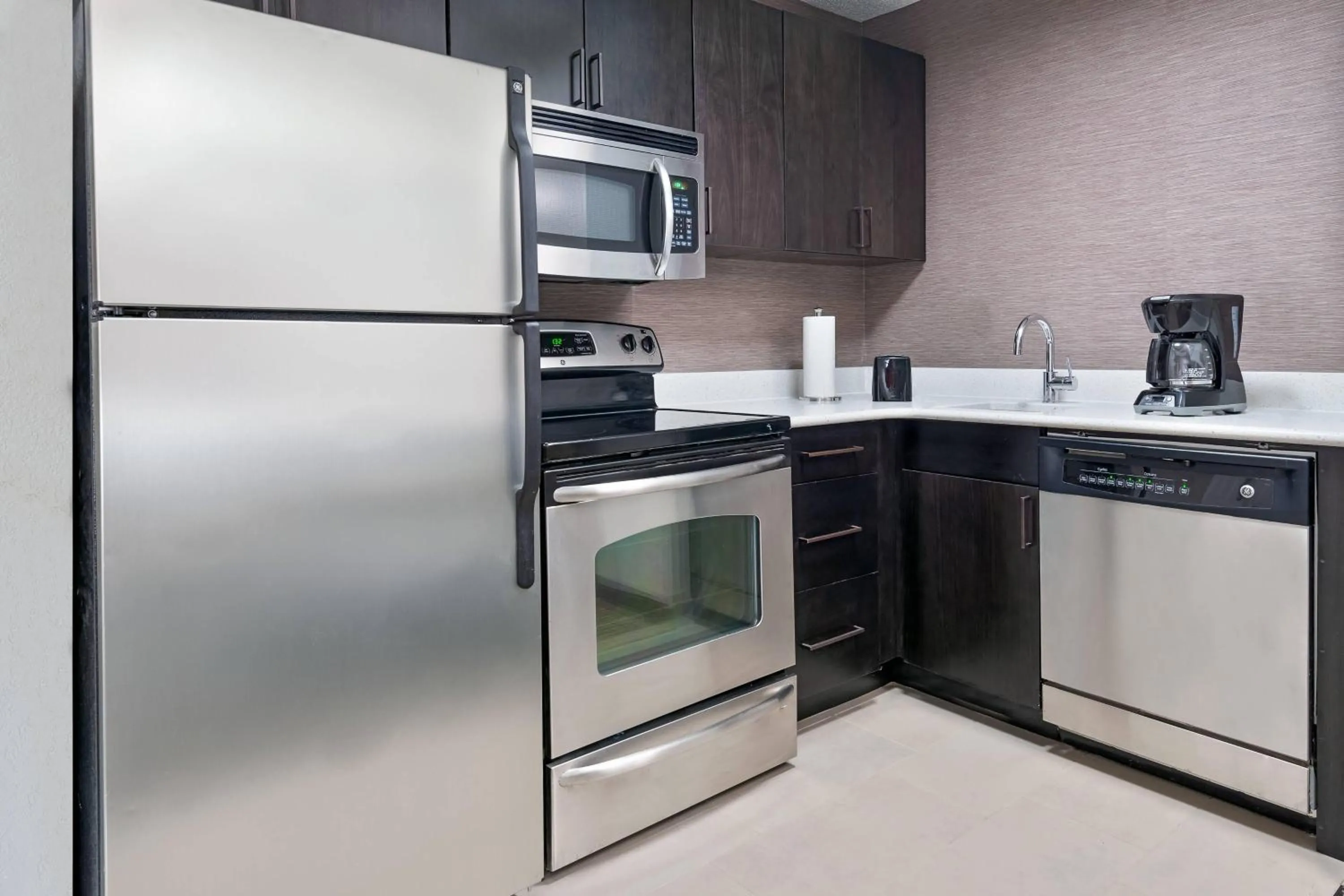 Bedroom in Residence Inn Mobile