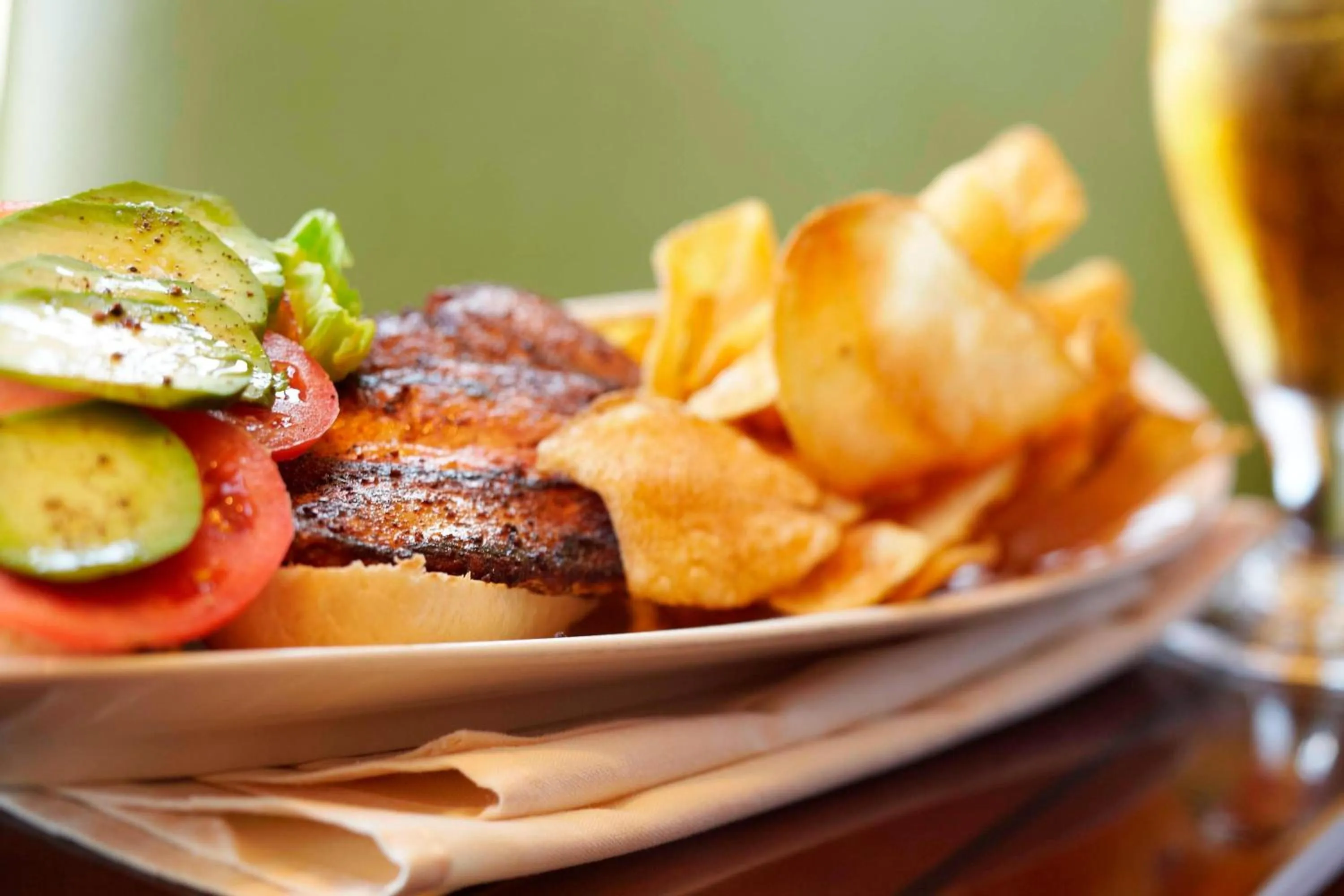 Restaurant/places to eat in Renaissance Mobile Riverview Plaza Hotel