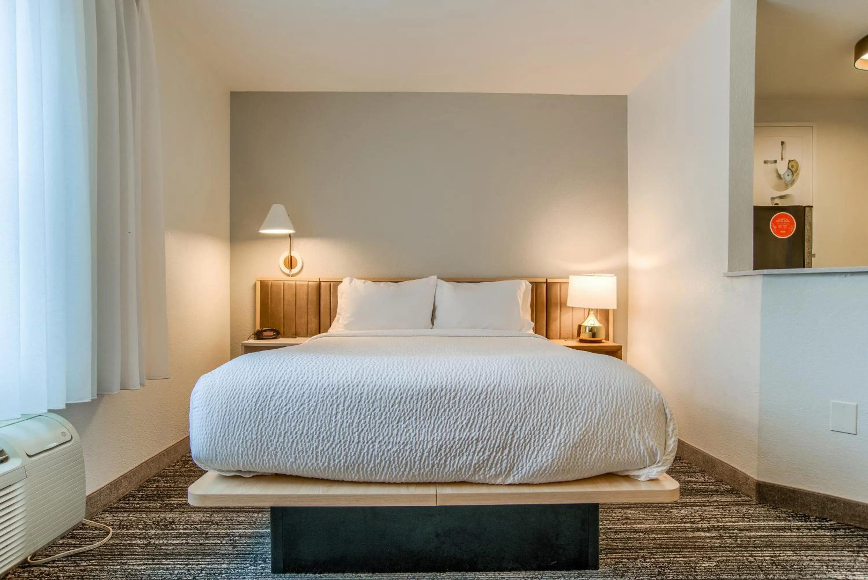 Bed in TownePlace Suites Mobile