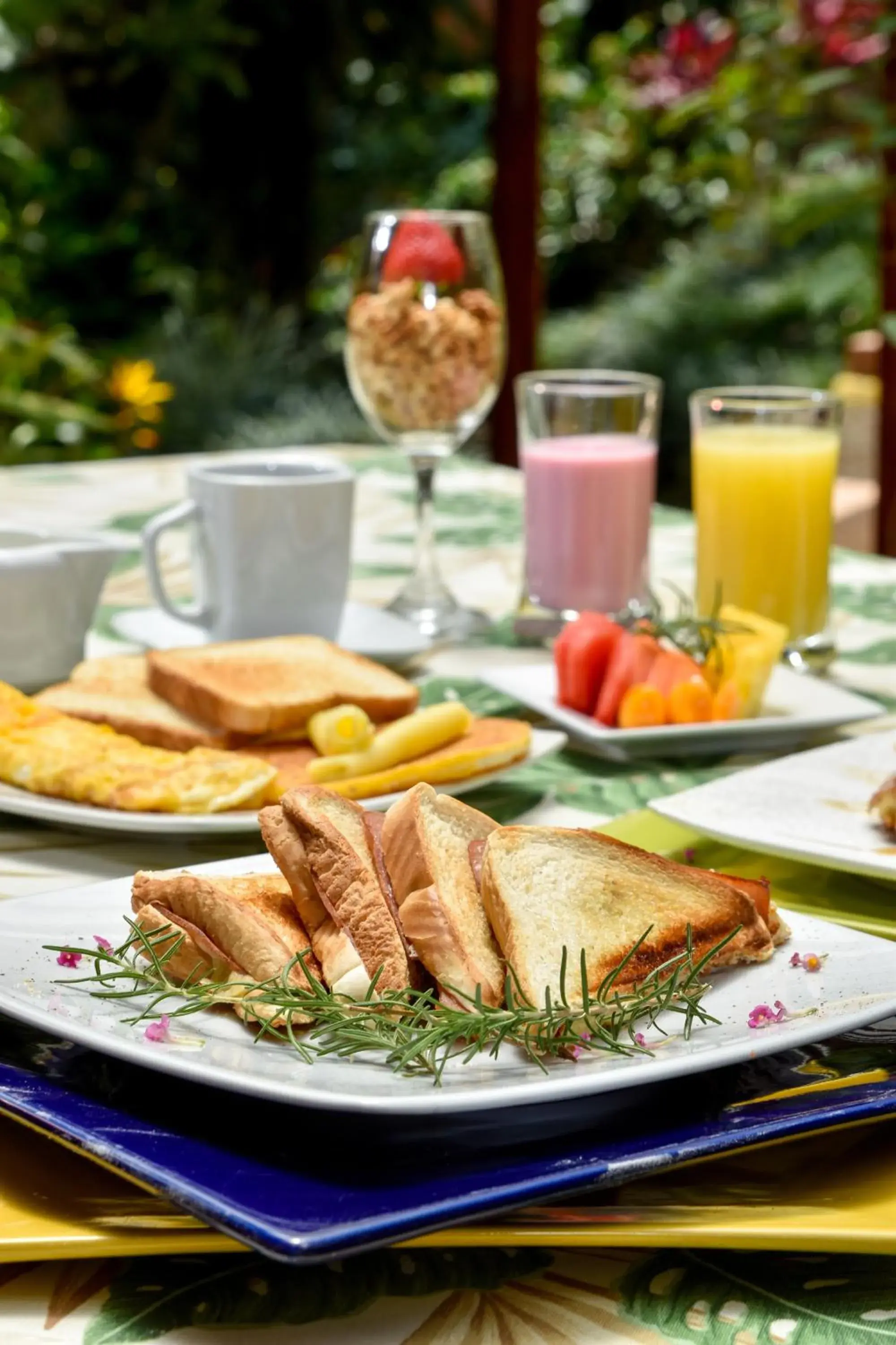 Food and drinks in La Campana Hotel Boutique Food and drinks in La Campana Hotel Boutique