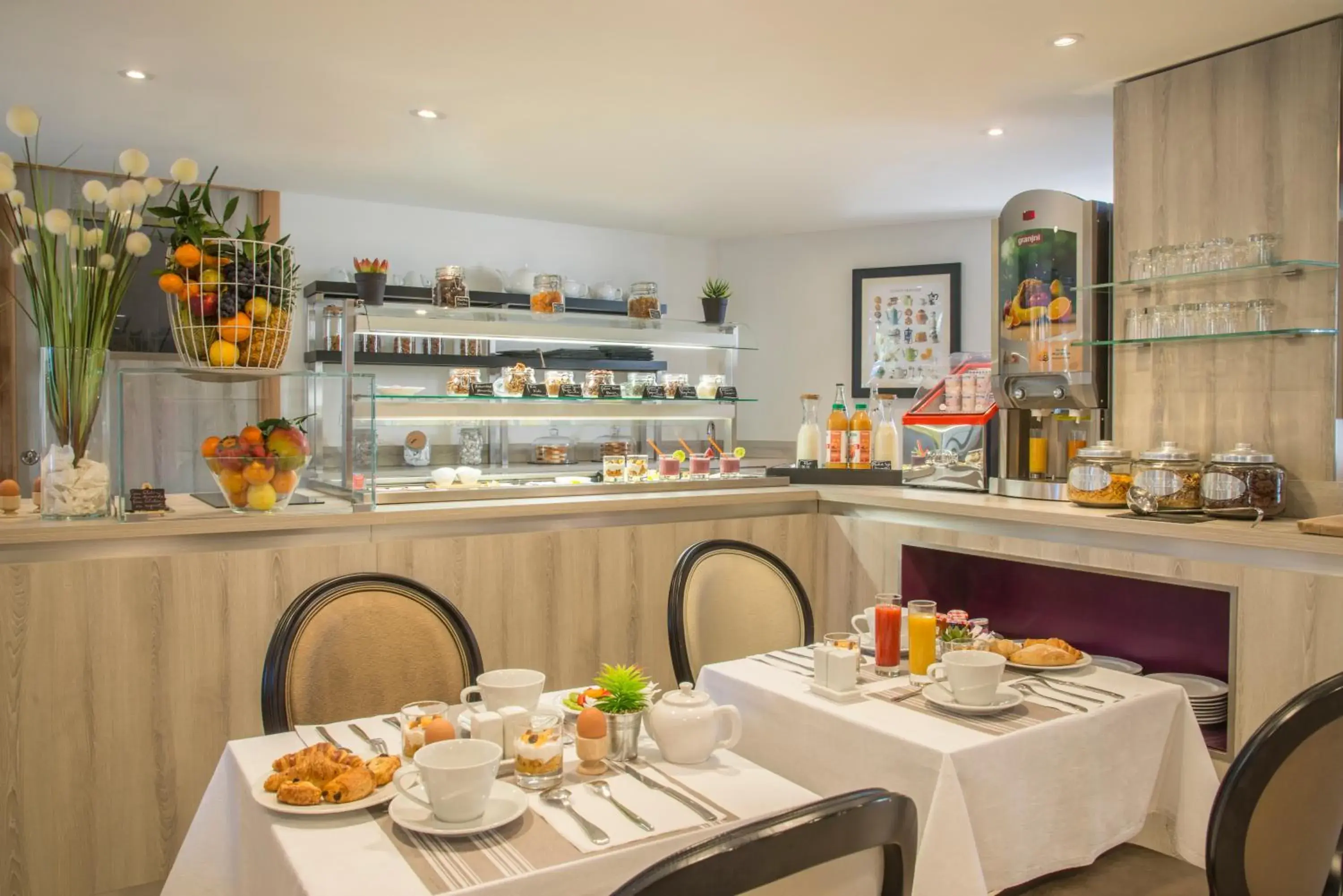 Restaurant/places to eat in La Bastide de l'Oliveraie Restaurant/places to eat in La Bastide de l'Oliveraie