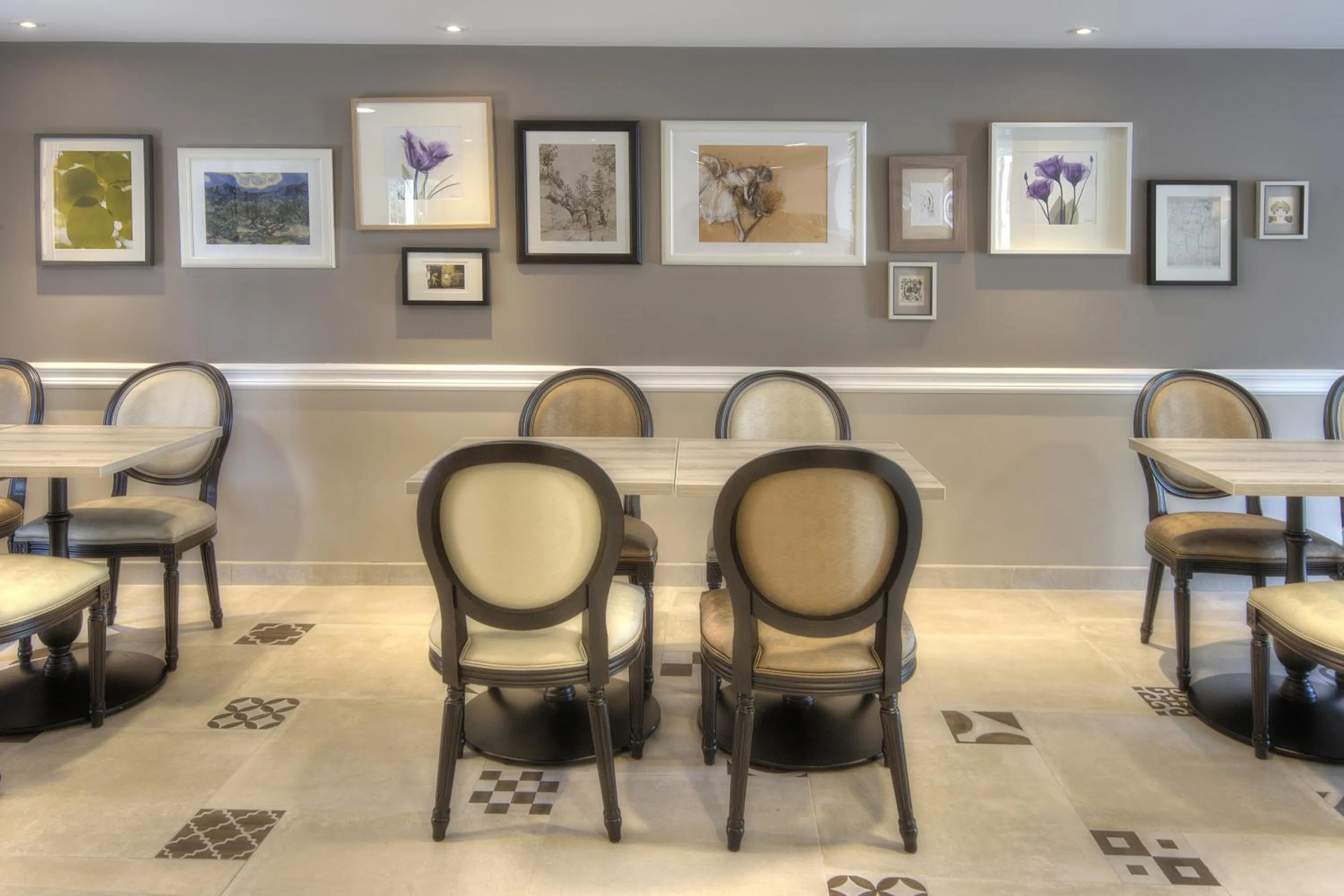 Decorative detail in La Bastide de l'Oliveraie