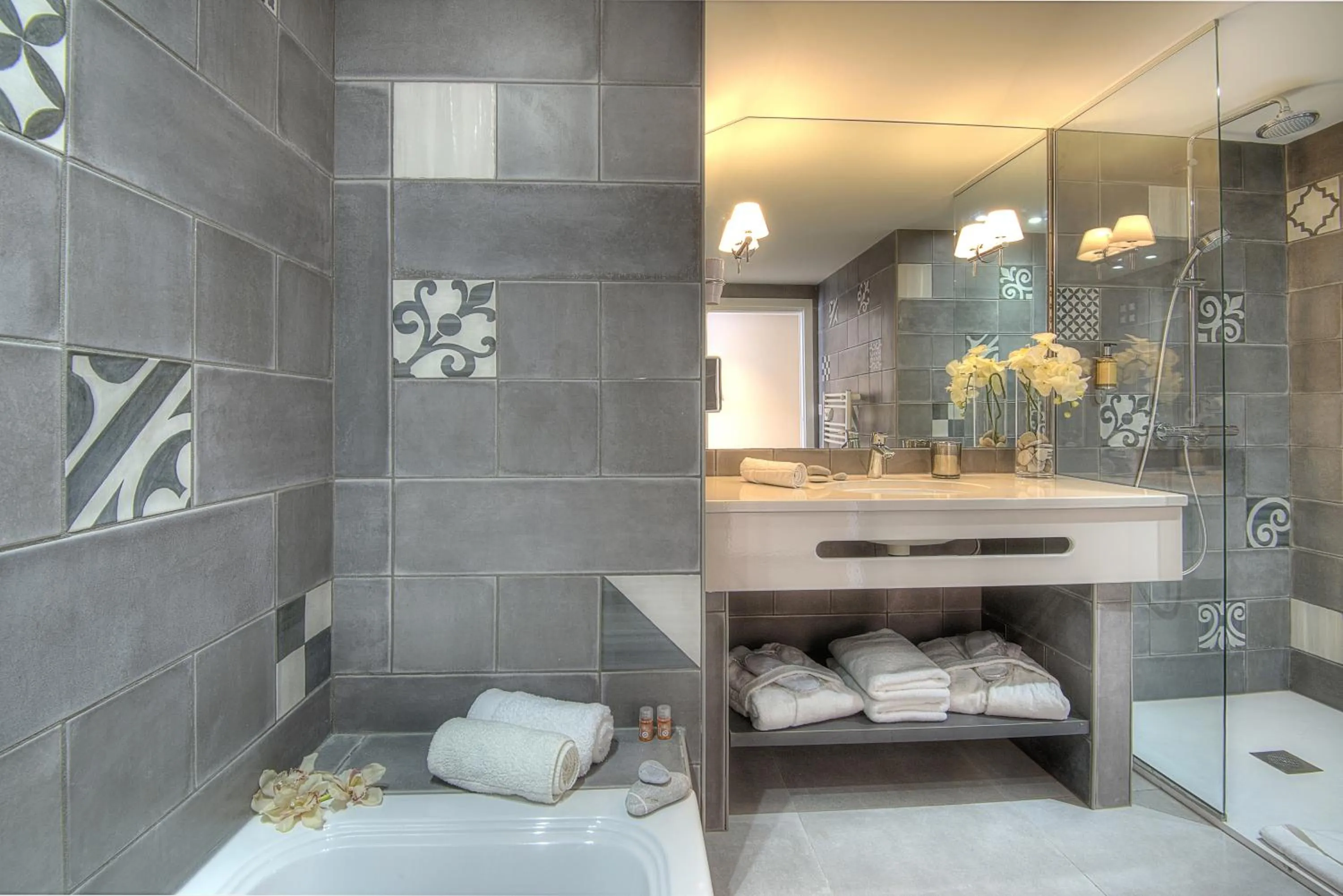 Bathroom in La Bastide de l'Oliveraie