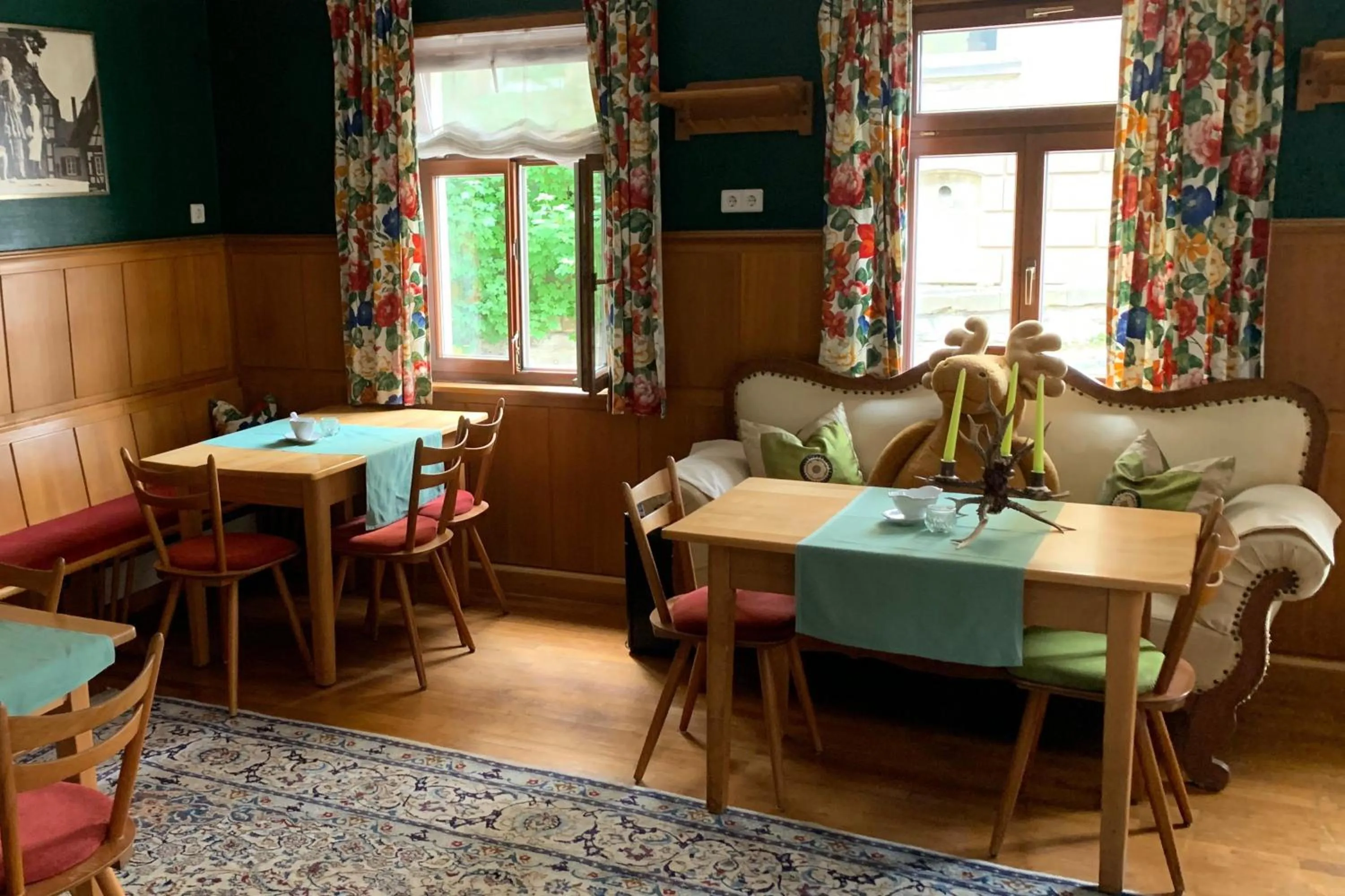 Property building in Hotel Kronprinz