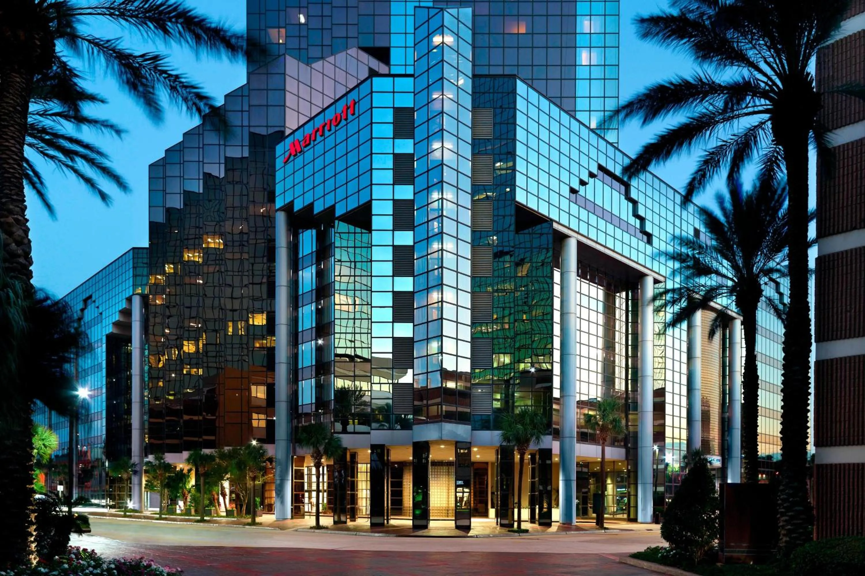 Property building in New Orleans Marriott Metairie At Lakeway