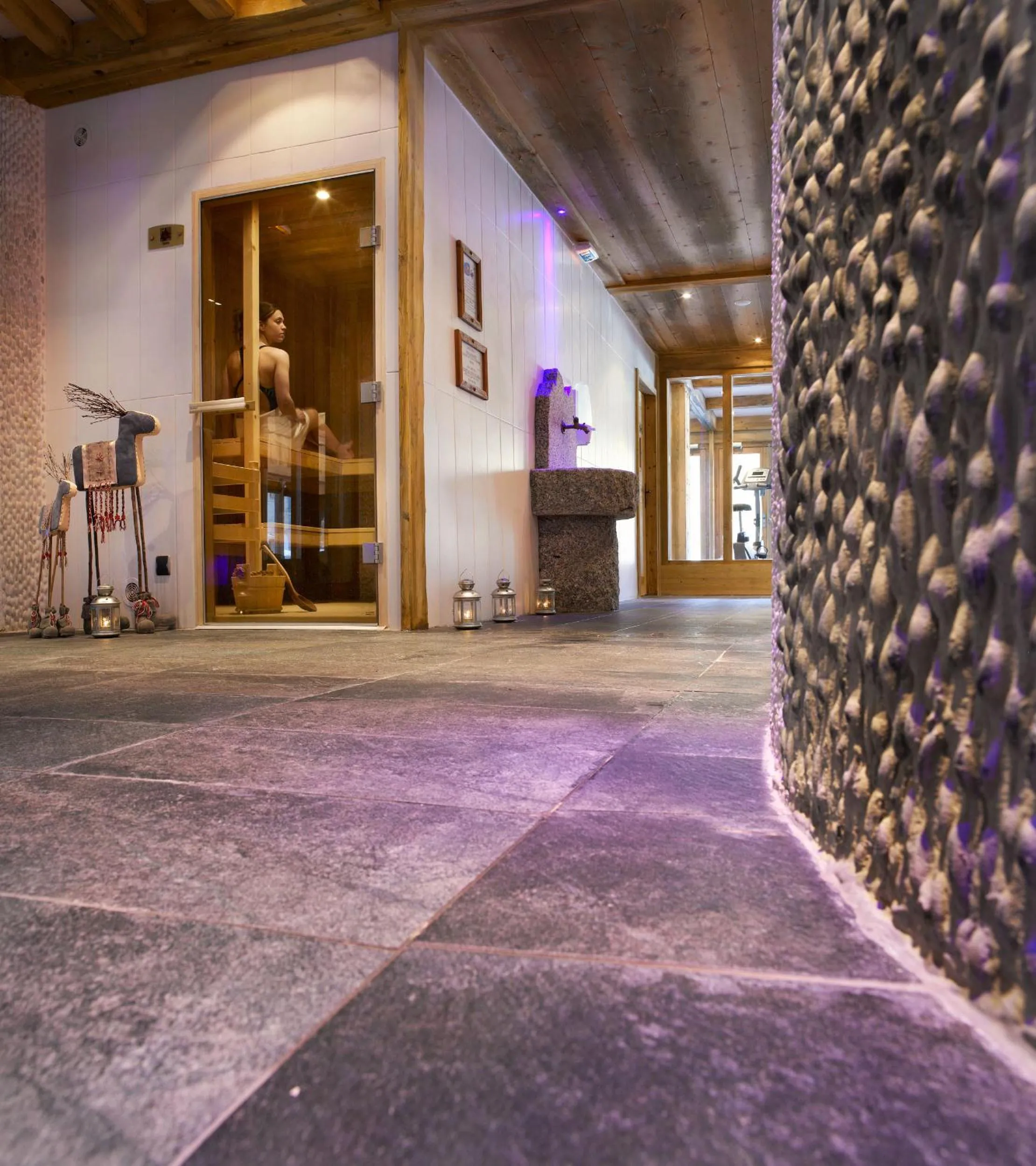 Spa and wellness centre/facilities in CGH Résidence Boutique Le Hameau De Pierre Blanche