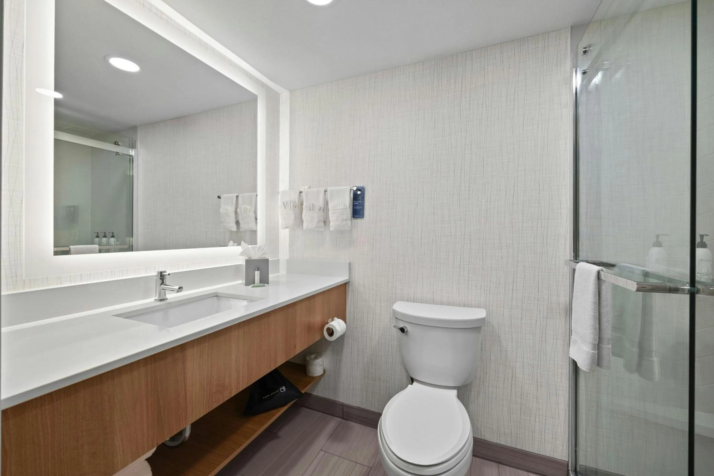 Photo of the whole room in Fairfield Inn & Suites Oakland Hayward