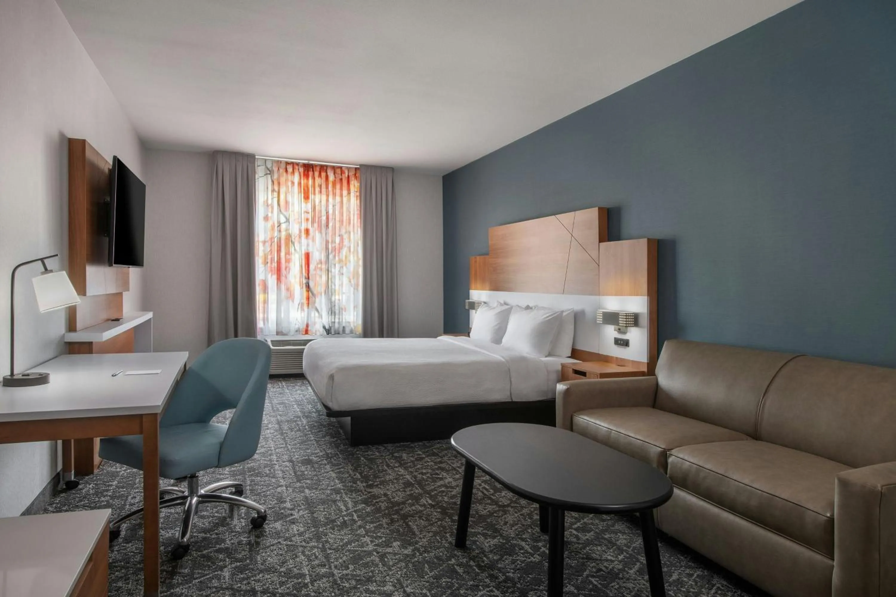 Photo of the whole room, Bed in Fairfield Inn & Suites Oakland Hayward