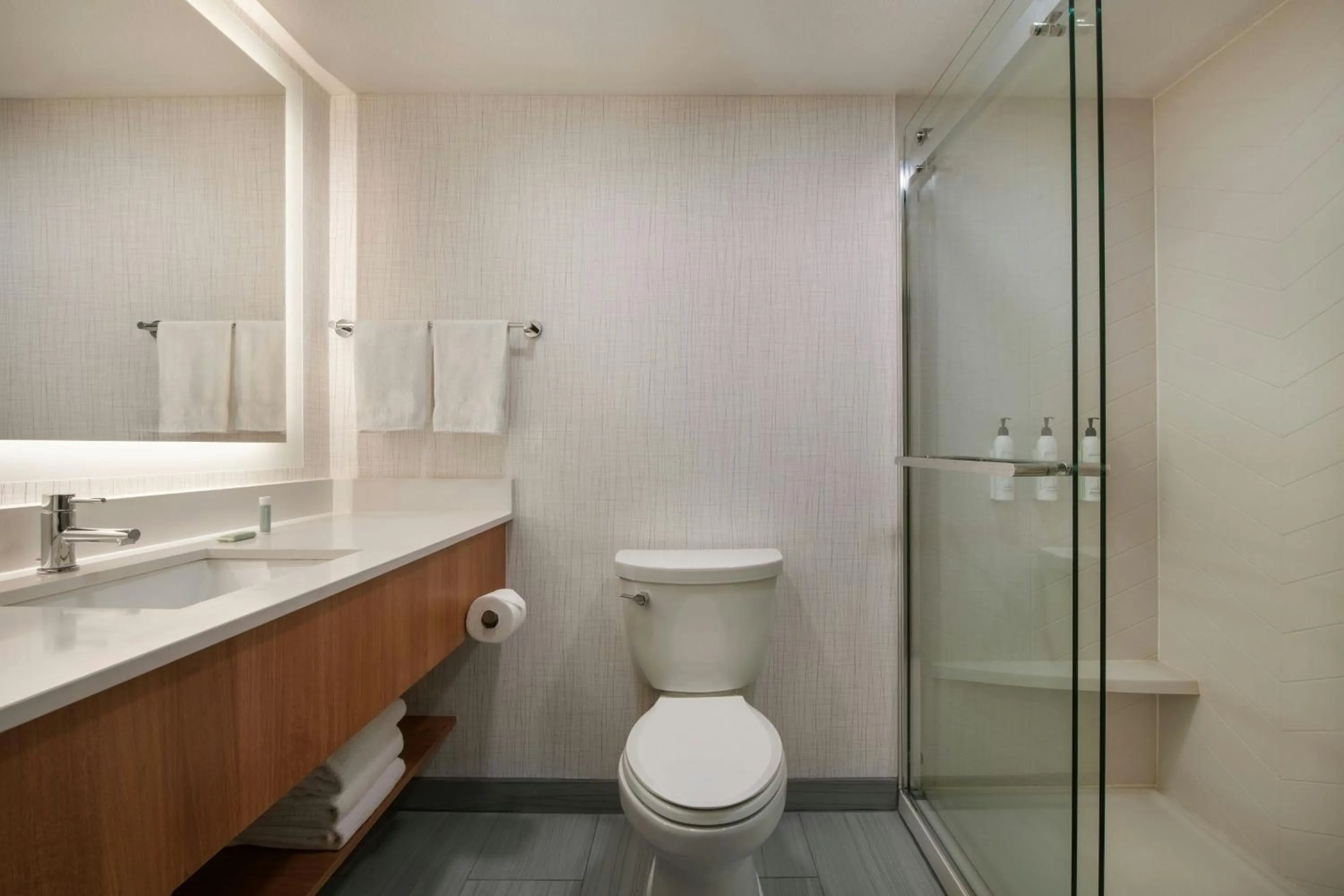 Bathroom in Fairfield Inn & Suites Oakland Hayward