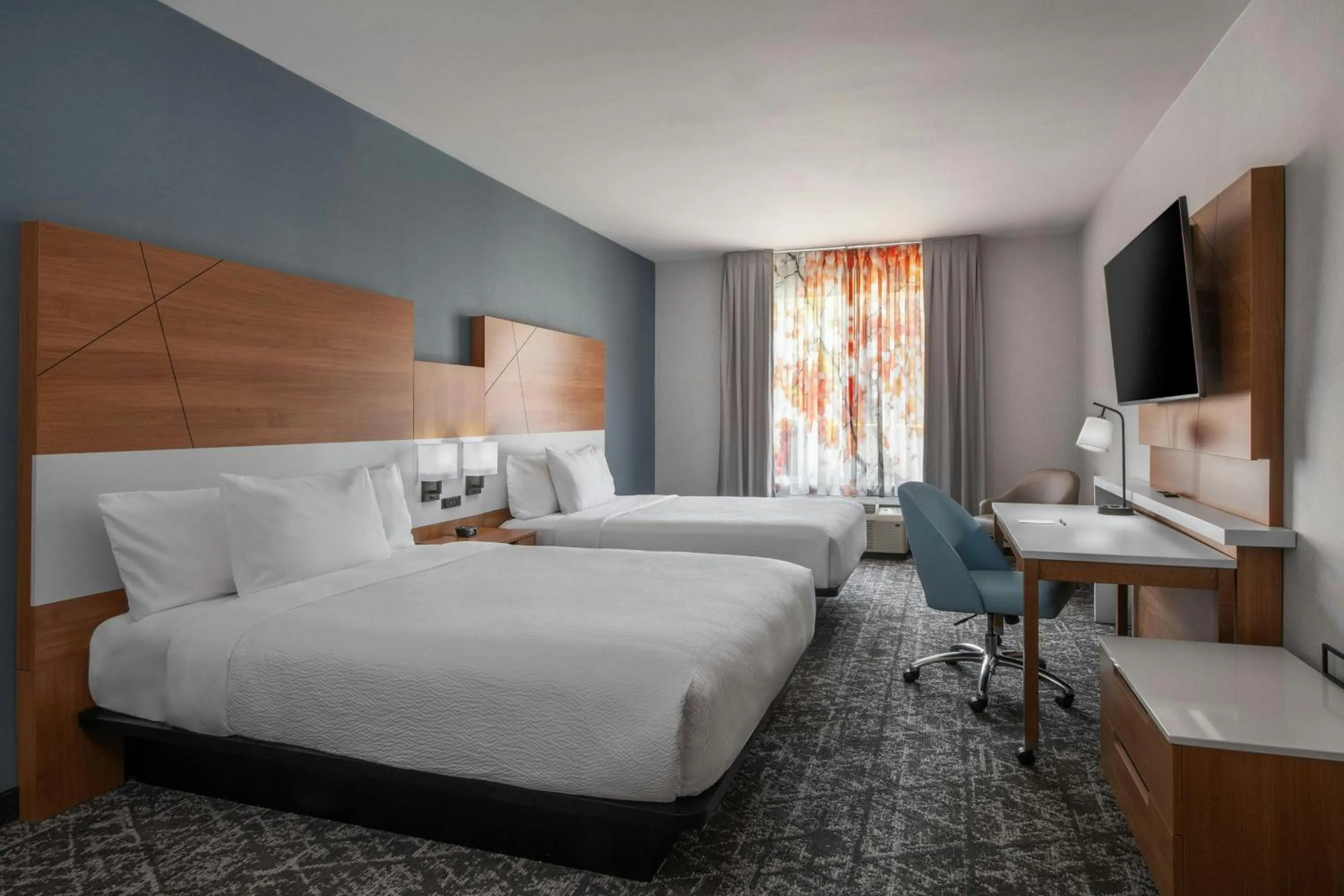 Photo of the whole room, Bed in Fairfield Inn & Suites Oakland Hayward