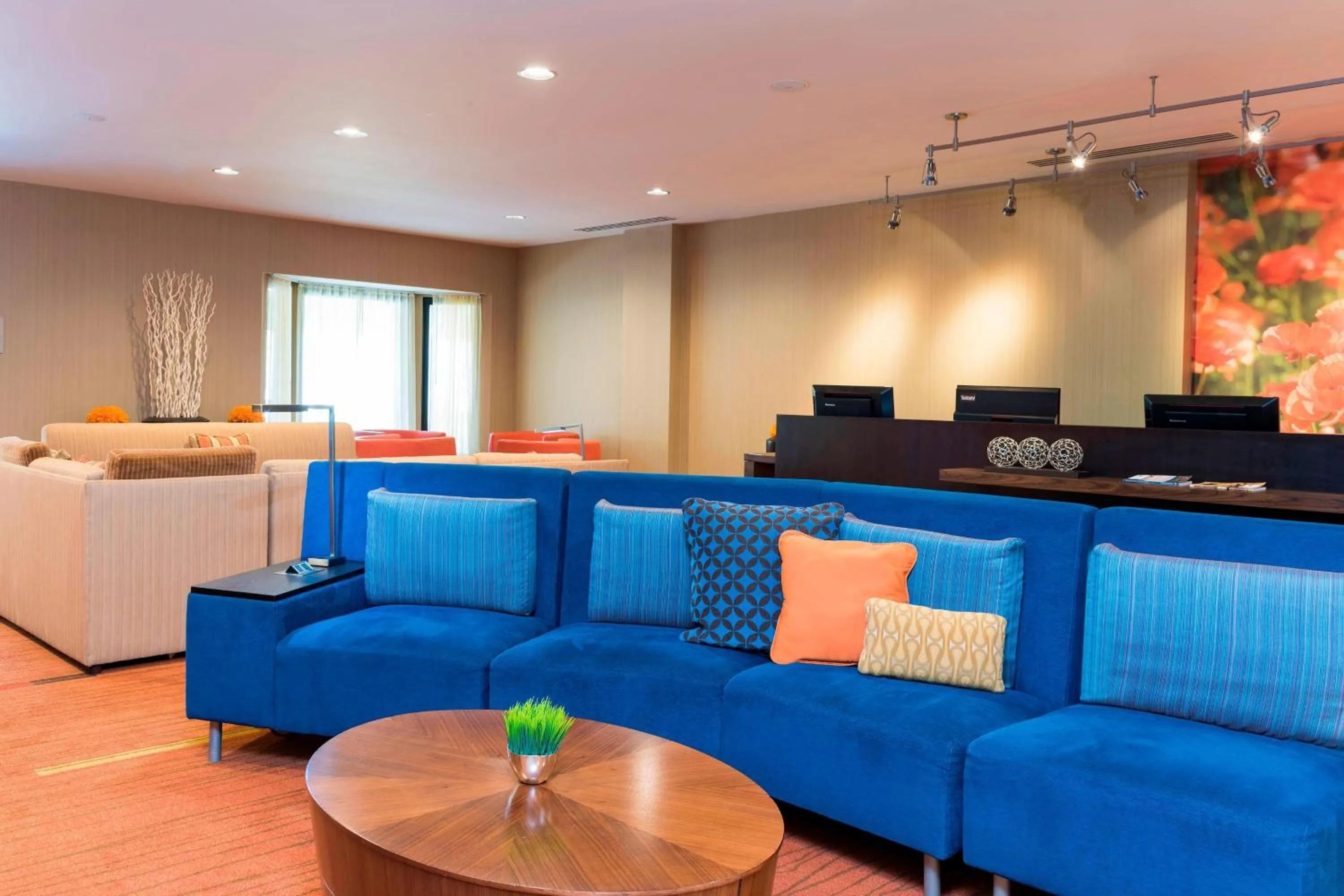 Entertainment in Courtyard by Marriott Livermore