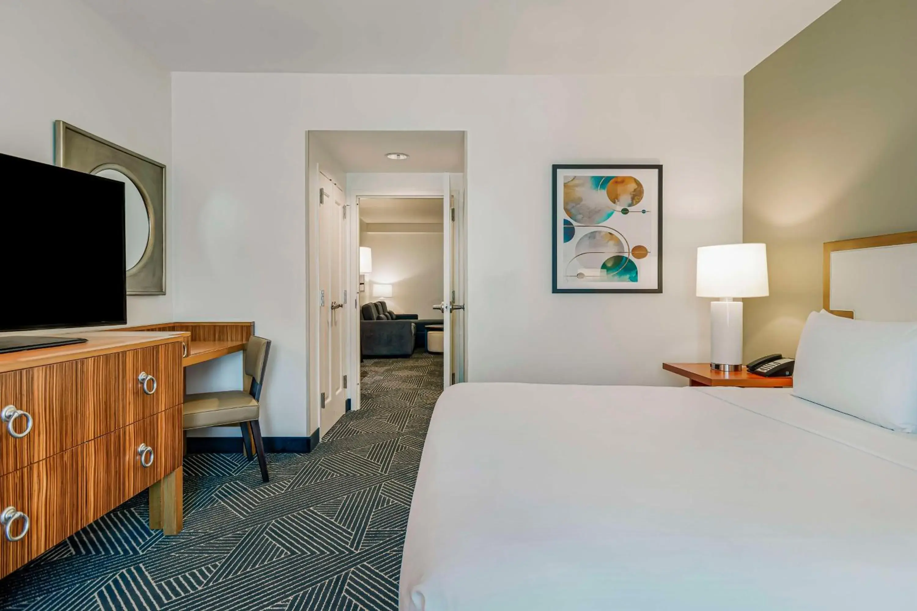 Bed in Embassy Suites Houston - Downtown Bed in Embassy Suites Houston - Downtown