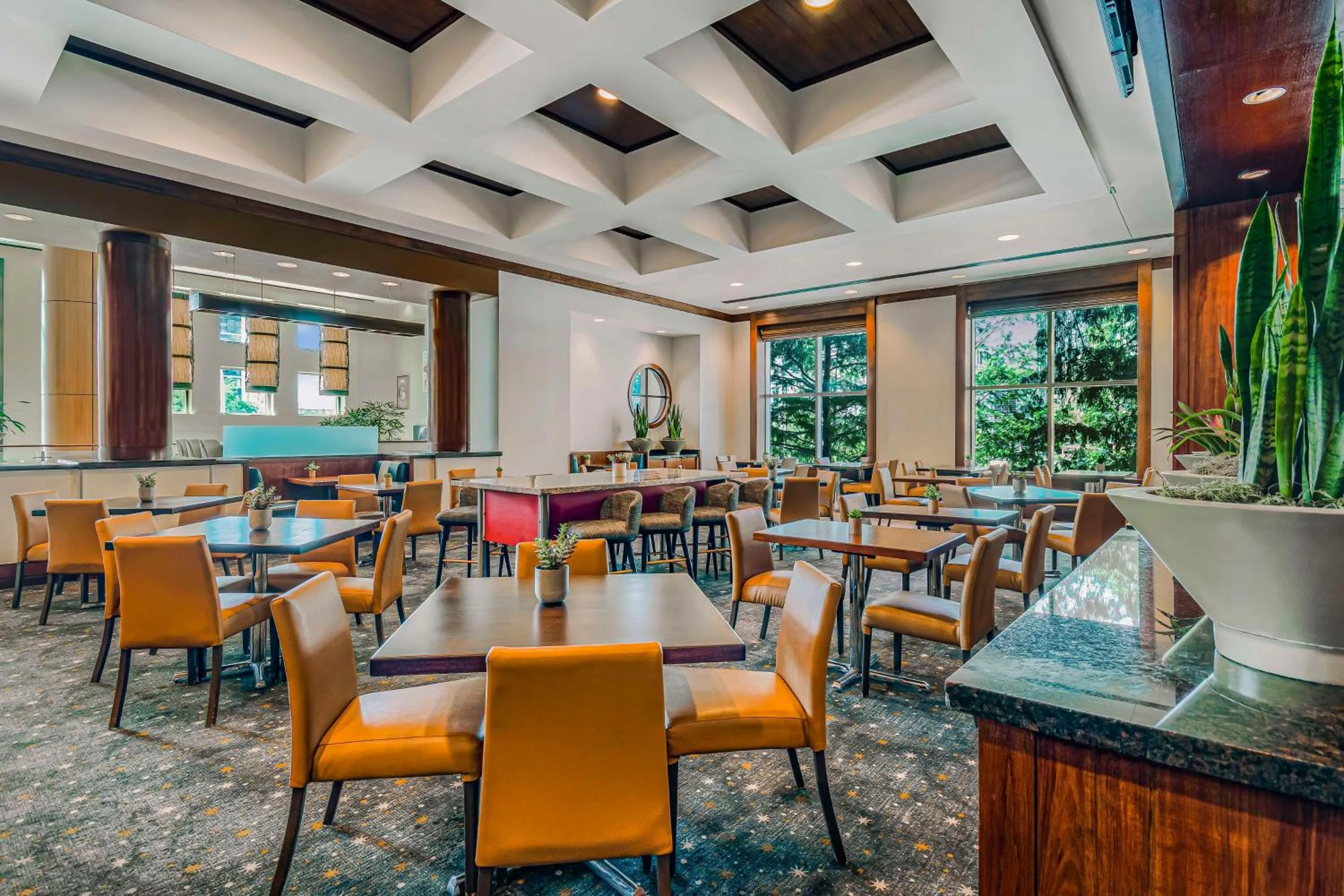 Restaurant/places to eat in Embassy Suites Houston - Downtown