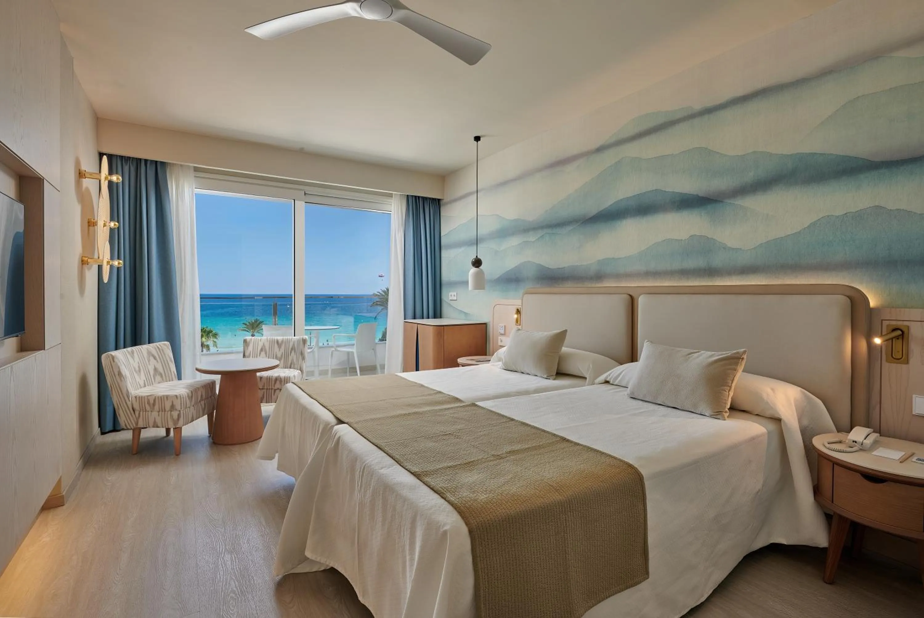 Bedroom, Bed in Hipotels Flamenco