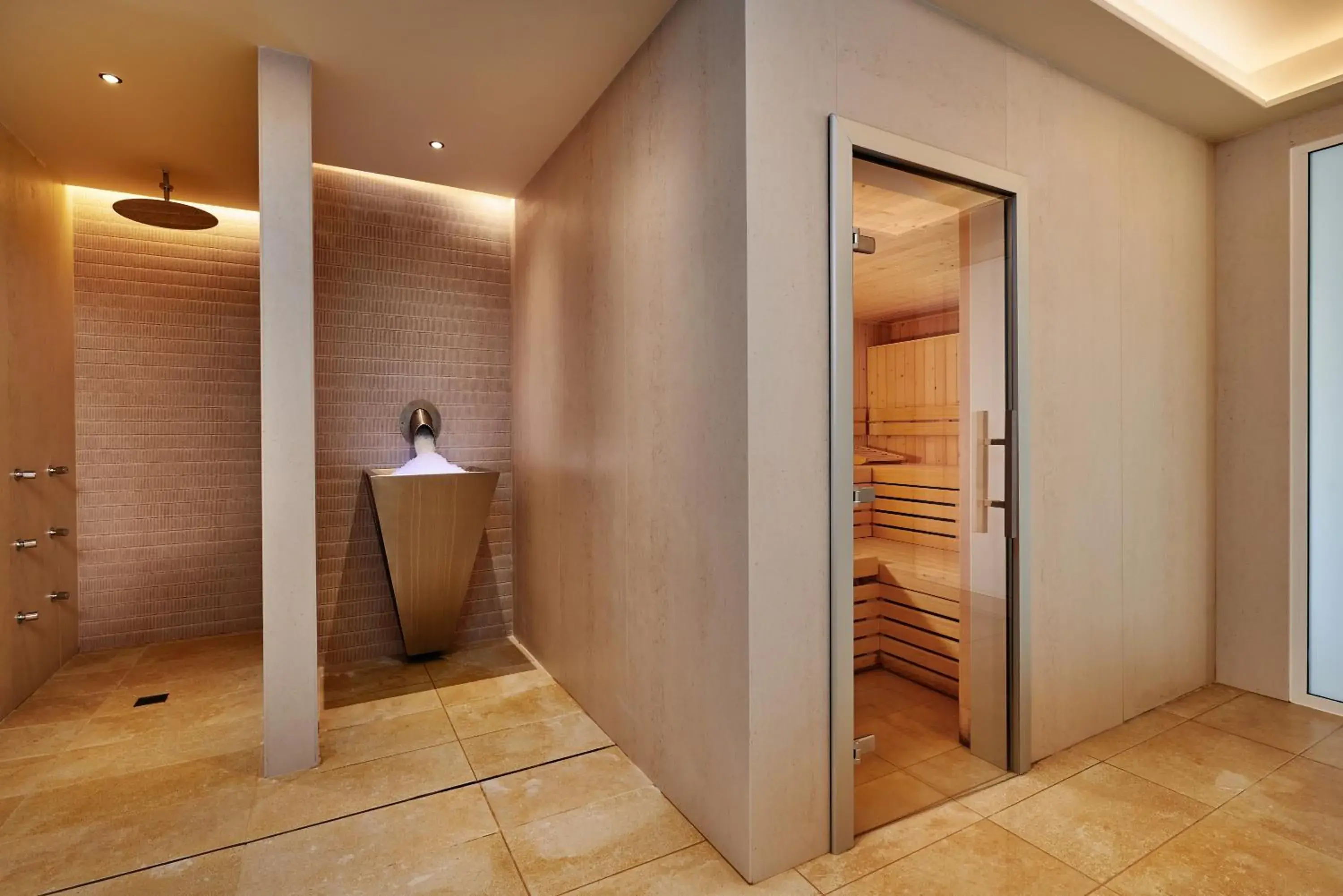 Spa and wellness centre/facilities in Hipotels Flamenco Spa and wellness centre/facilities in Hipotels Flamenco