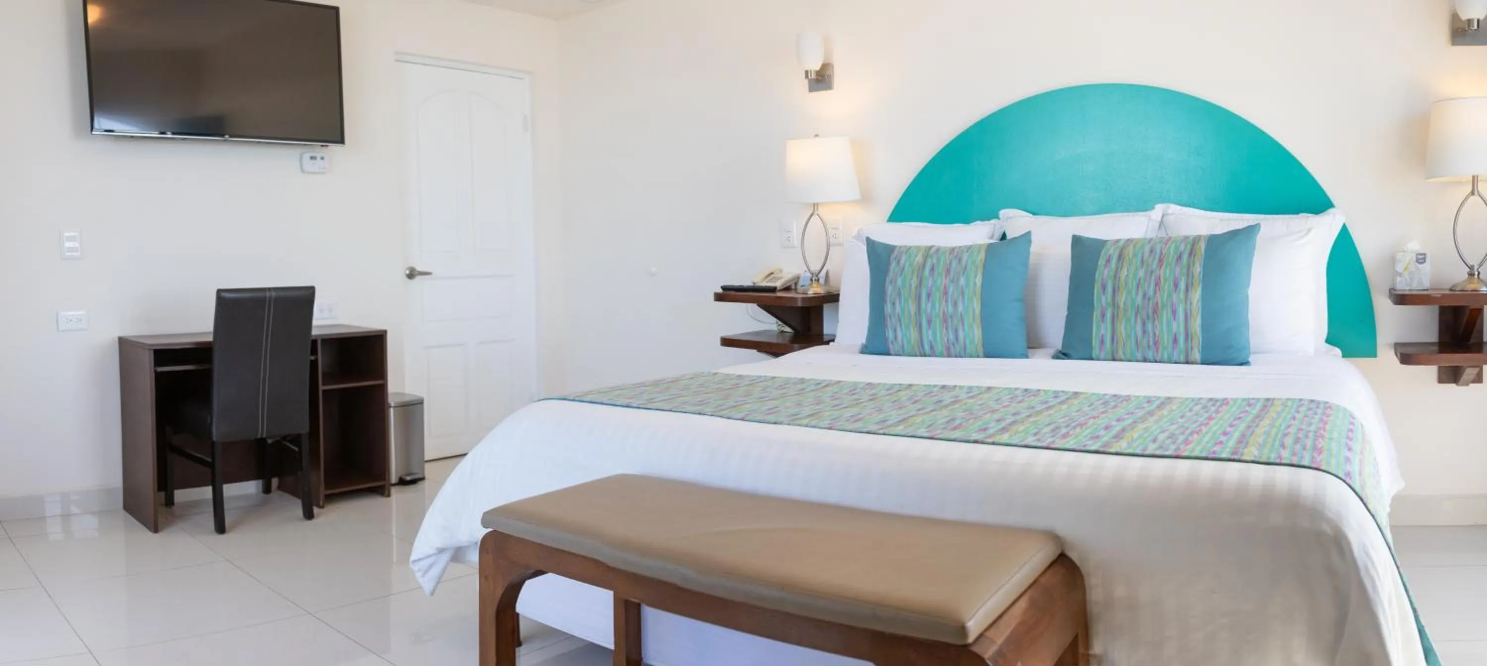 Bed in The Westmarine Waterfront Hotel