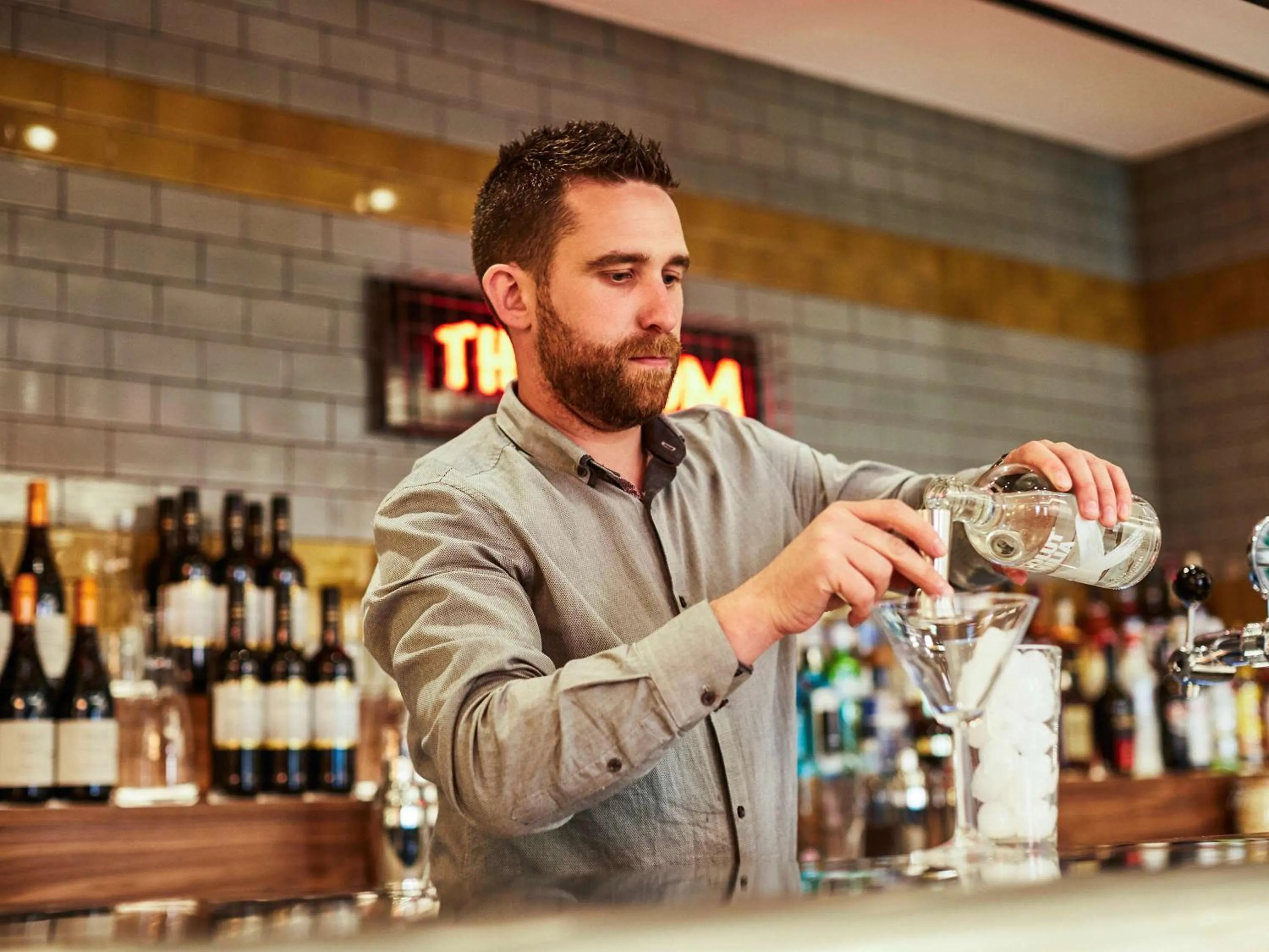 Restaurant/places to eat in Mercure Leeds Centre Hotel