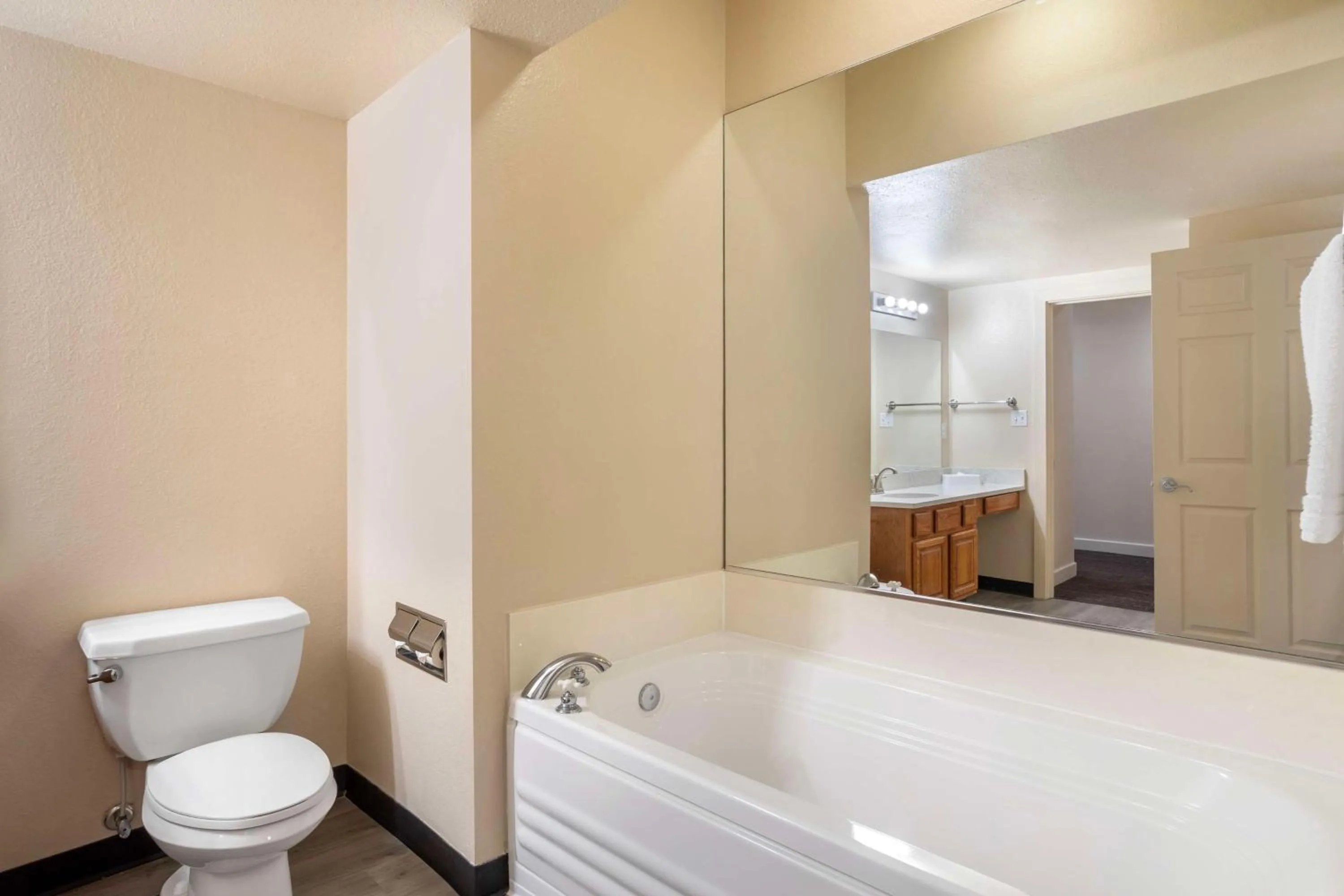 Bathroom in Hilton Vacation Club Bent Creek Golf Village Gatlinburg