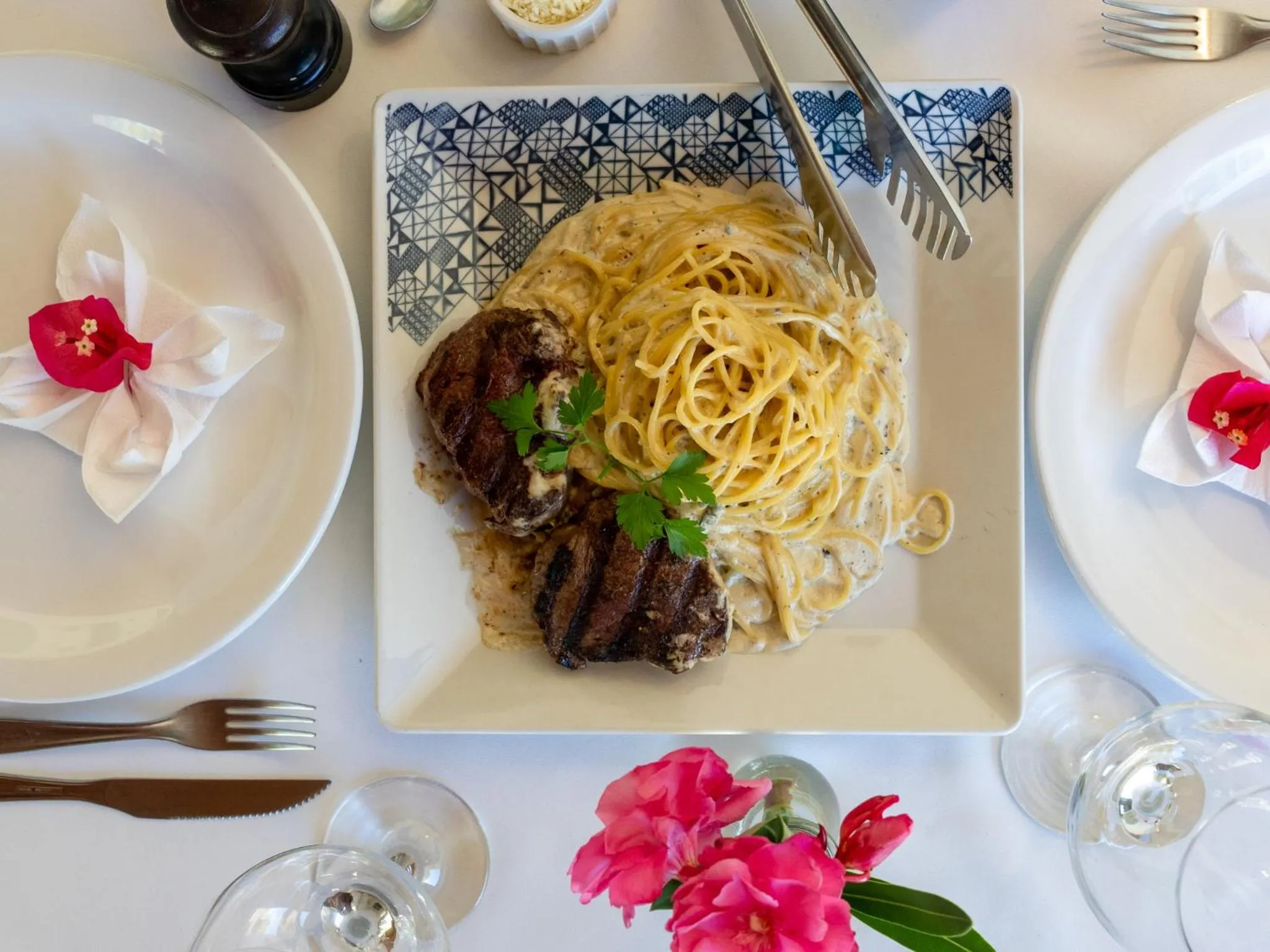 Food and drinks in Hotel Marina Porto Abrolhos