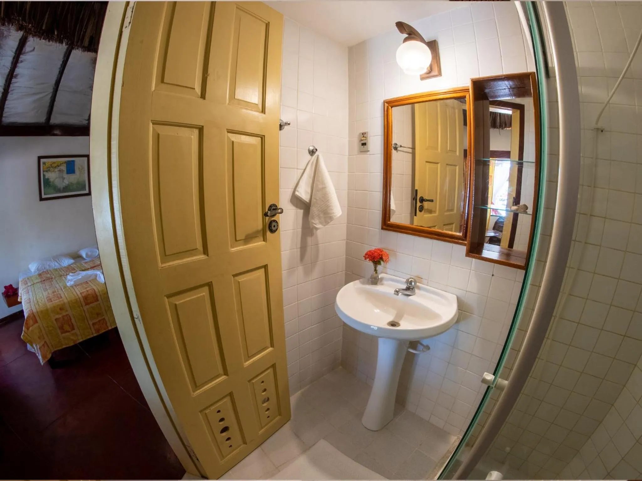 Bathroom in Hotel Marina Porto Abrolhos