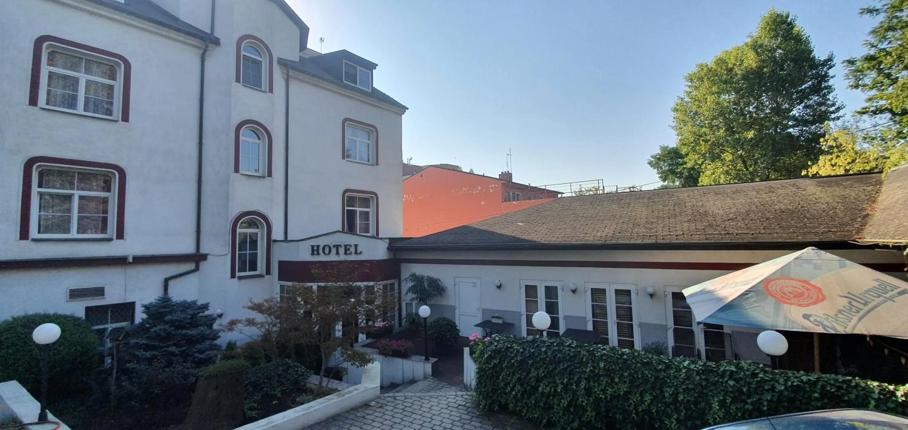 Property building in Hotel Jerabek