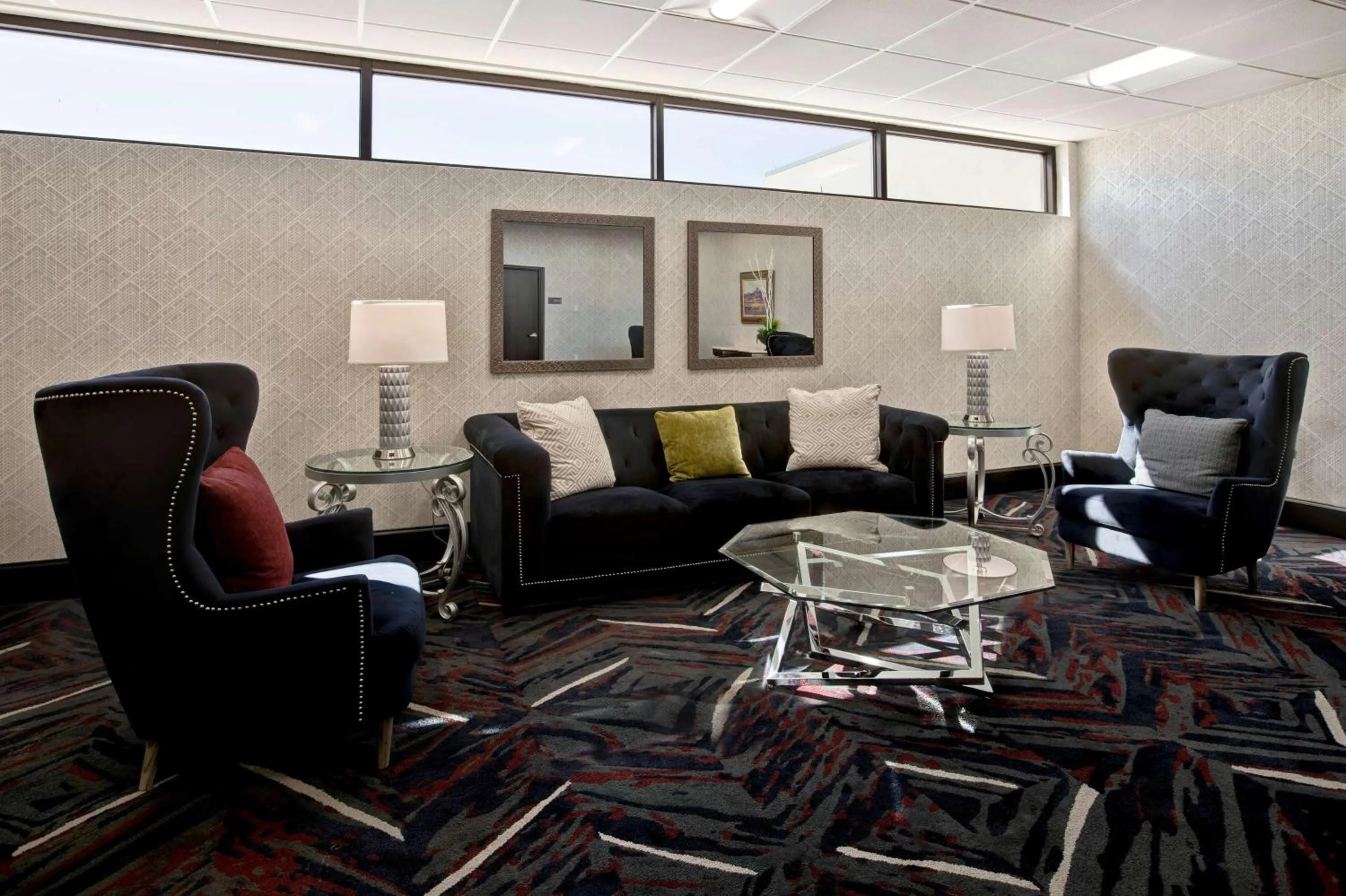 Property building in Embassy Suites By Hilton Oklahoma City Northwest