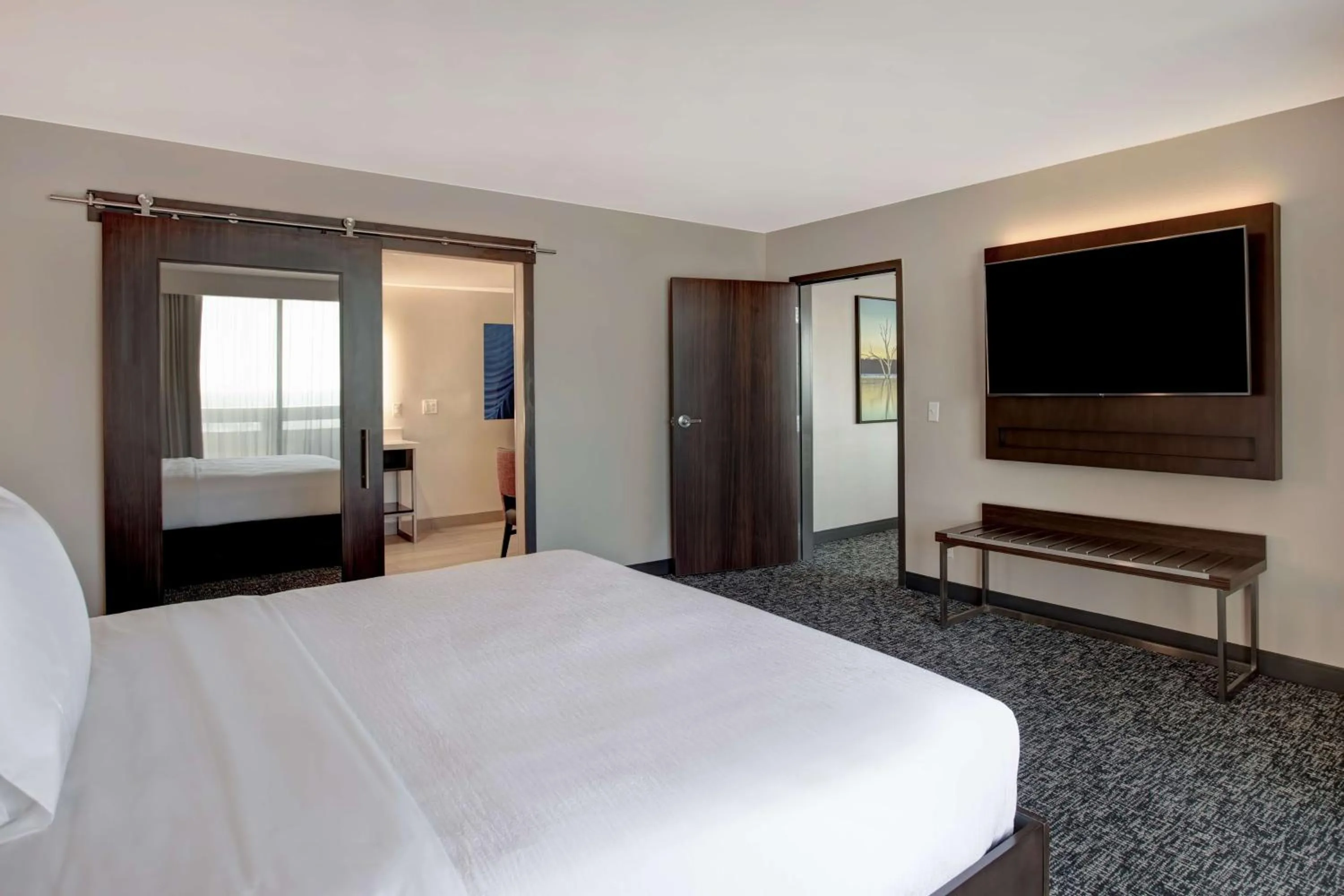 Bed in Embassy Suites By Hilton Oklahoma City Northwest