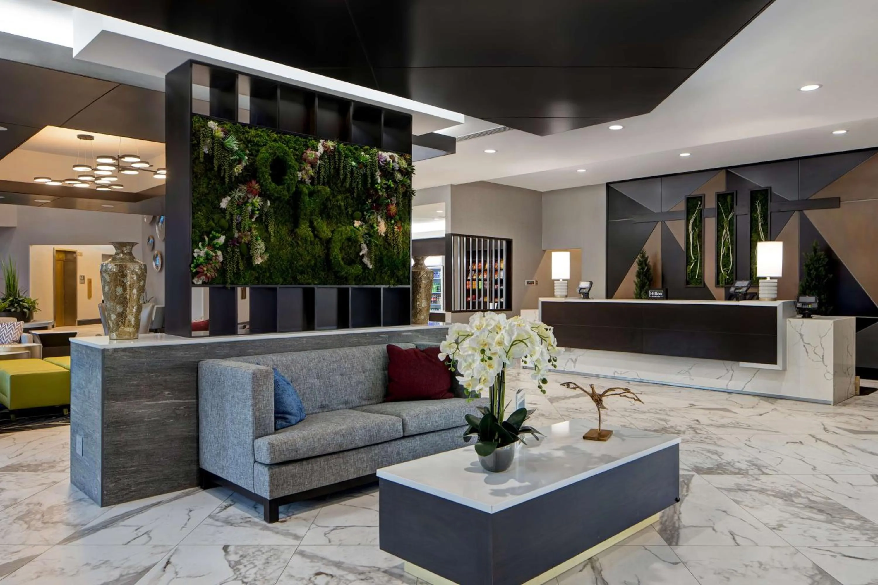 Lobby or reception in Embassy Suites By Hilton Oklahoma City Northwest