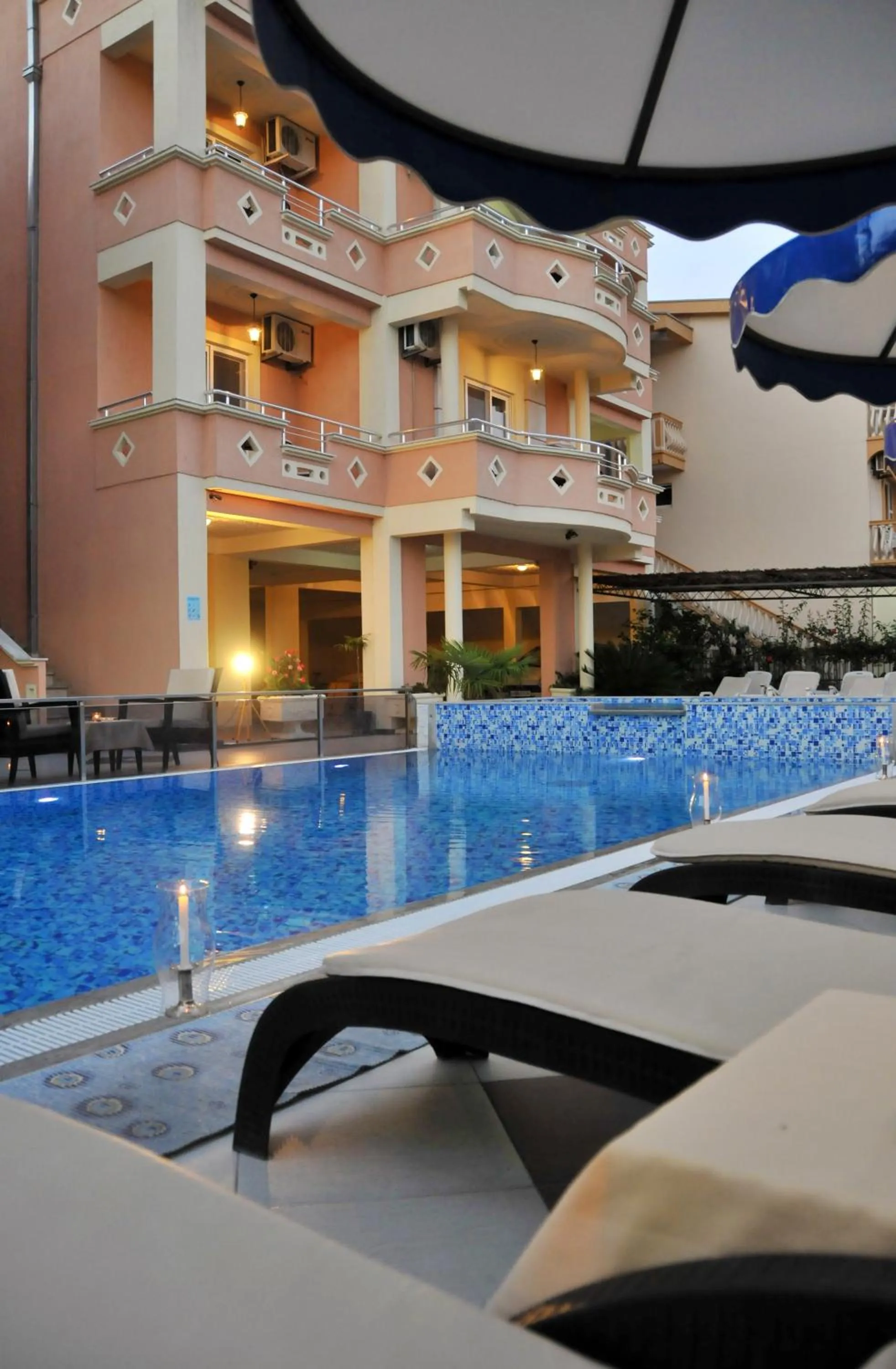 Property building in Aparthotel Villa Primafila