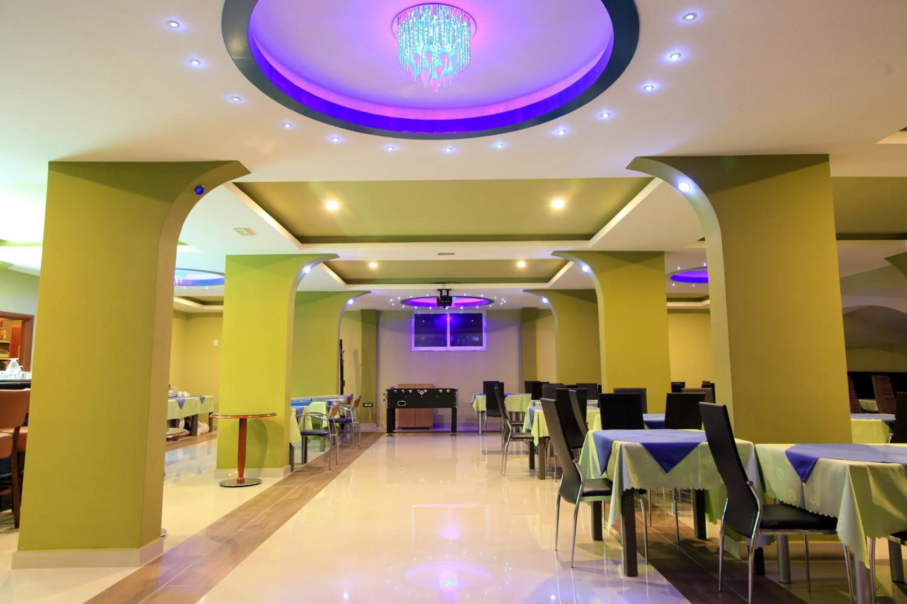 Food and drinks in Aparthotel Villa Primafila