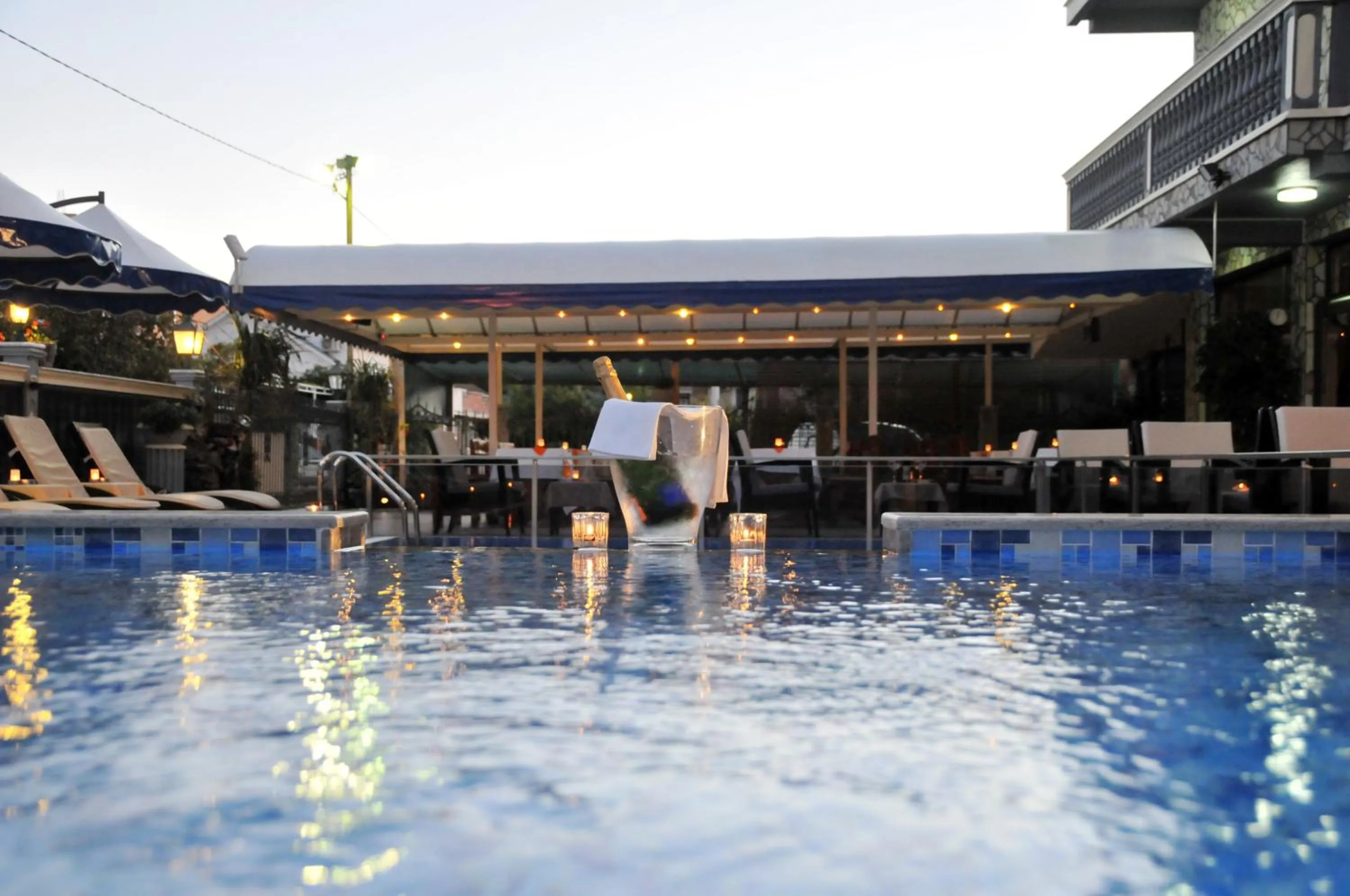 Pool view in Aparthotel Villa Primafila