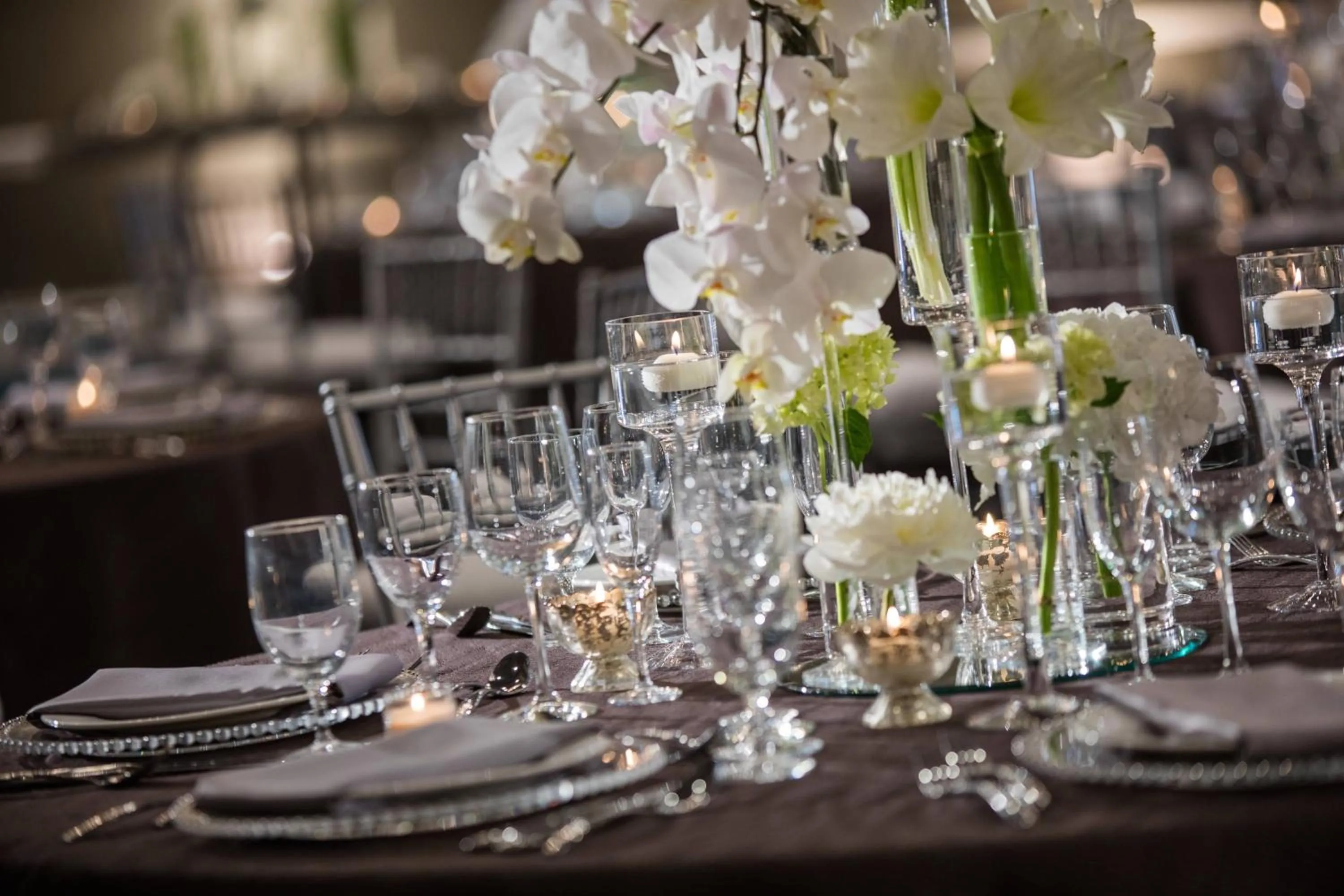 Lobby or reception in Renaissance Waterford Oklahoma City Hotel