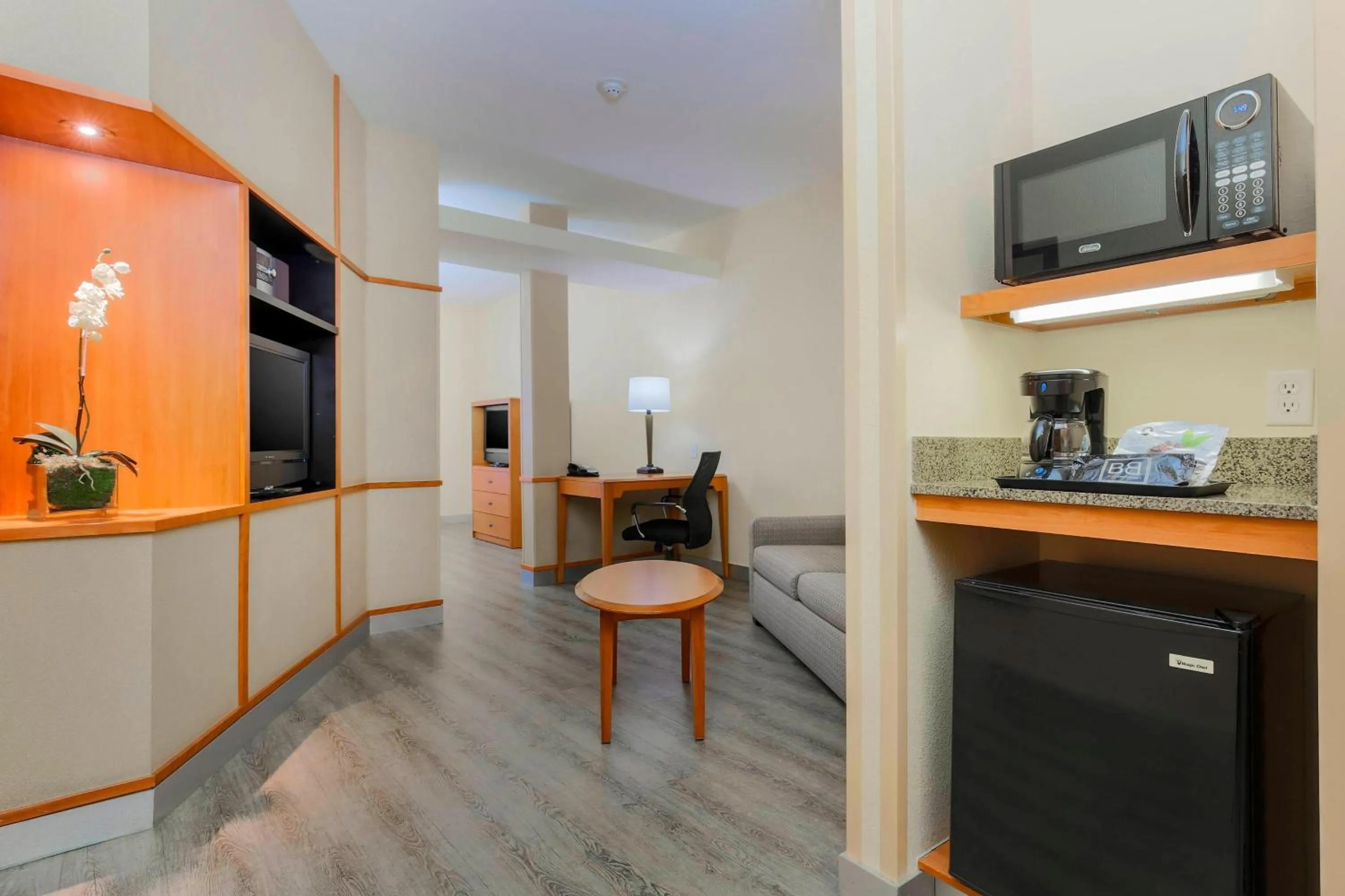 Photo of the whole room in Fairfield Inn & Suites Temecula