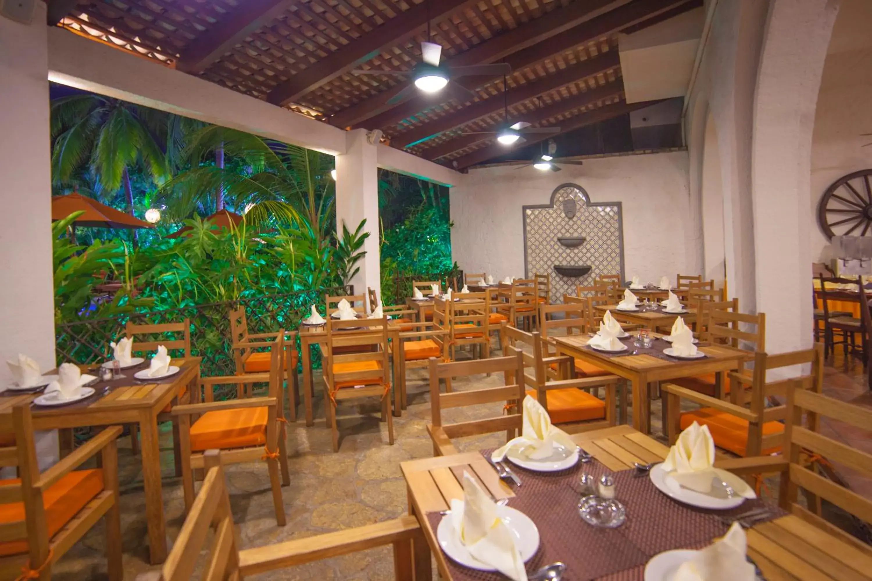 Restaurant/places to eat in Villa Blanca Huatulco Restaurant/places to eat in Villa Blanca Huatulco