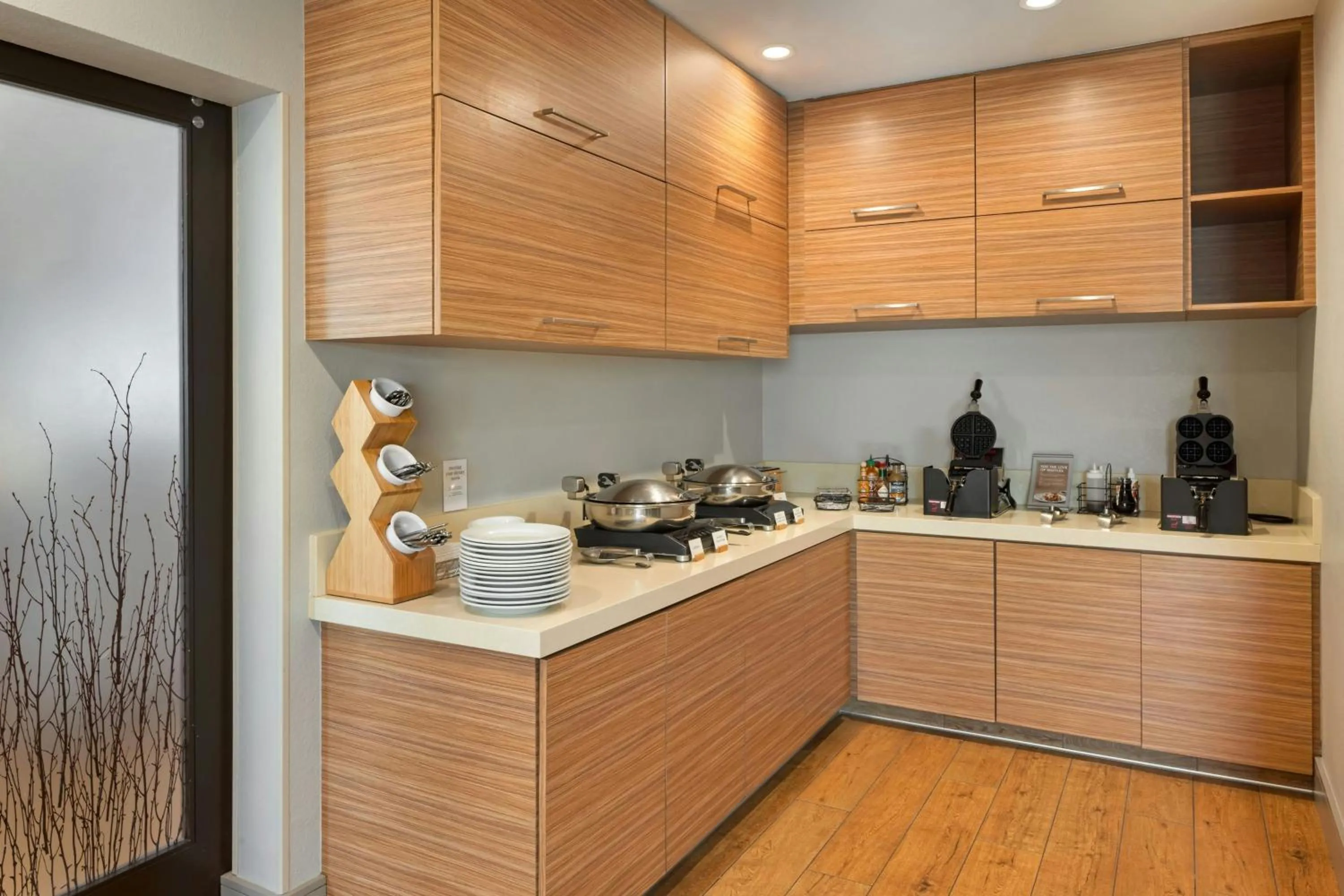 Breakfast in TownePlace Suites by Marriott Ontario Airport