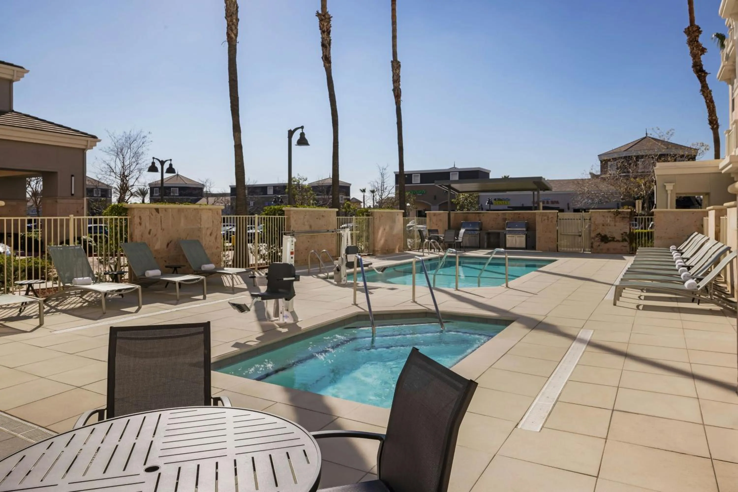 Swimming pool in TownePlace Suites by Marriott Ontario Airport