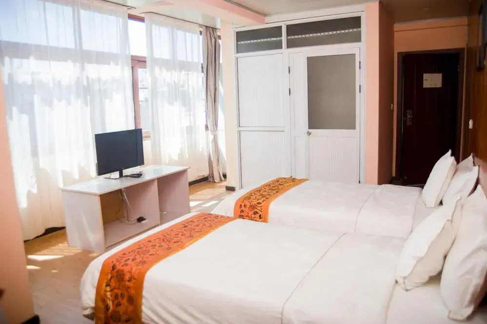 Twin Room - single occupancy in Hotel Cristal Madagascar Twin Room - single occupancy in Hotel Cristal Madagascar
