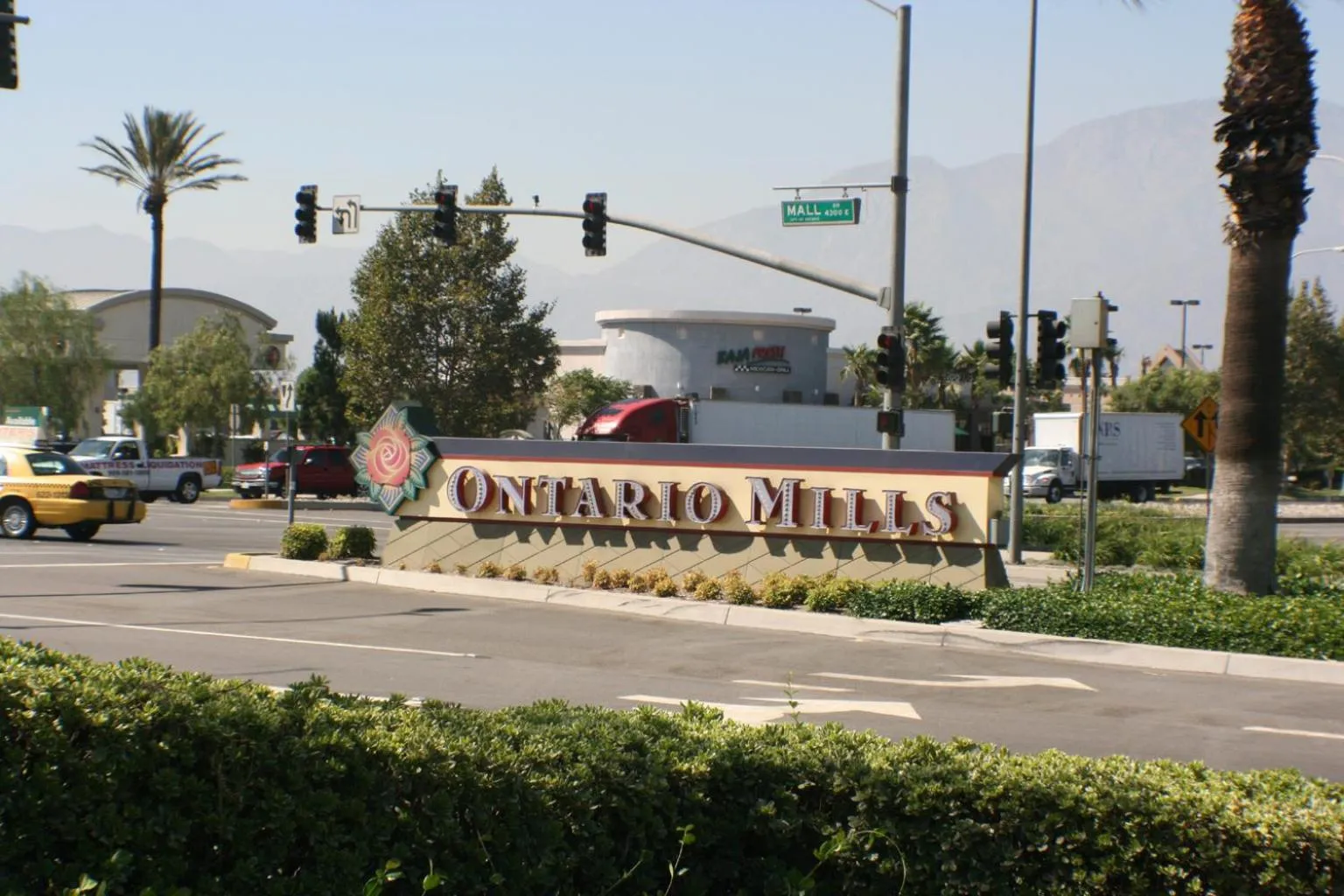 Area and facilities in Residence Inn Ontario Airport