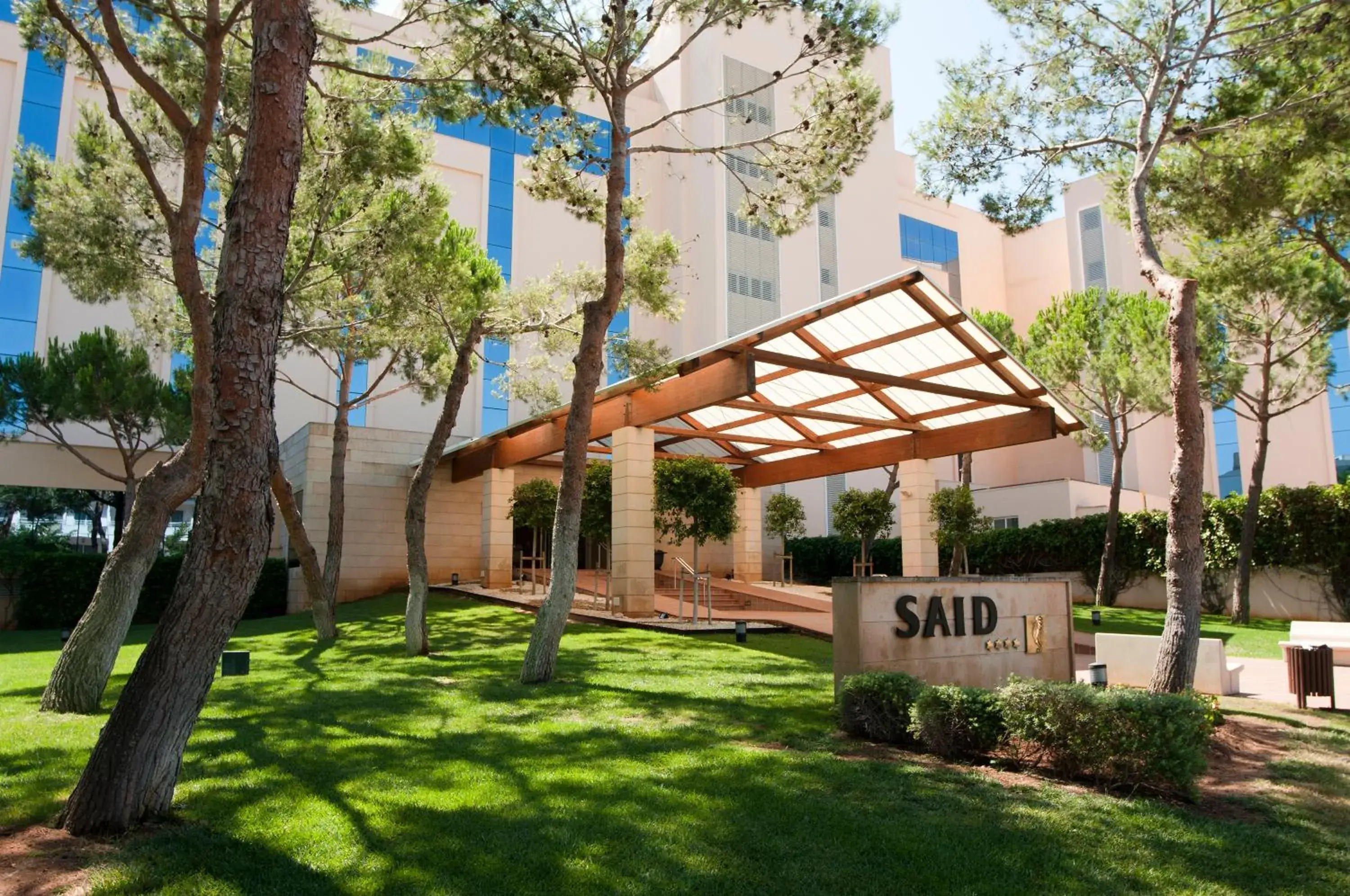 Property building in Hipotels Said Property building in Hipotels Said