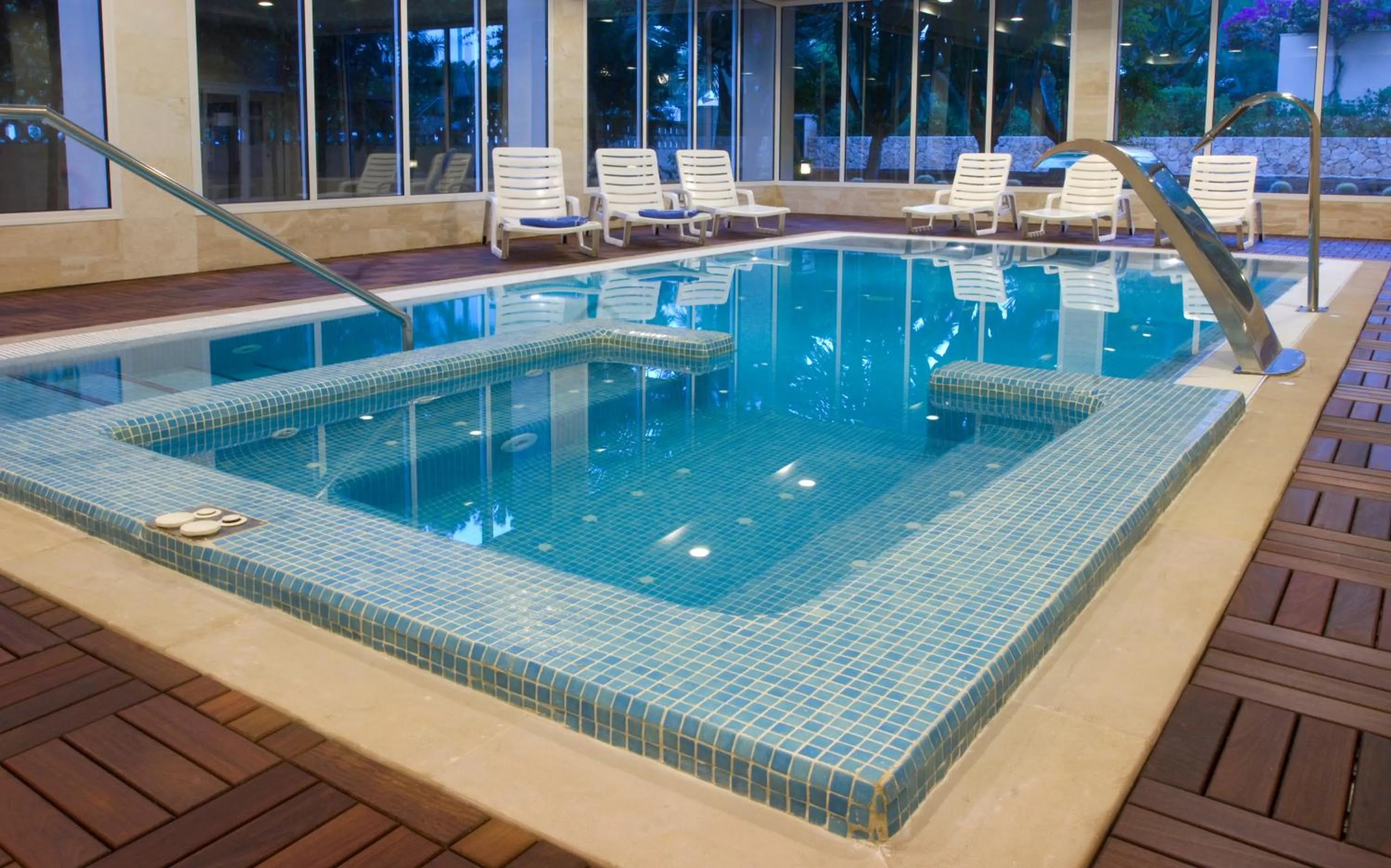 Swimming pool in Hipotels Said